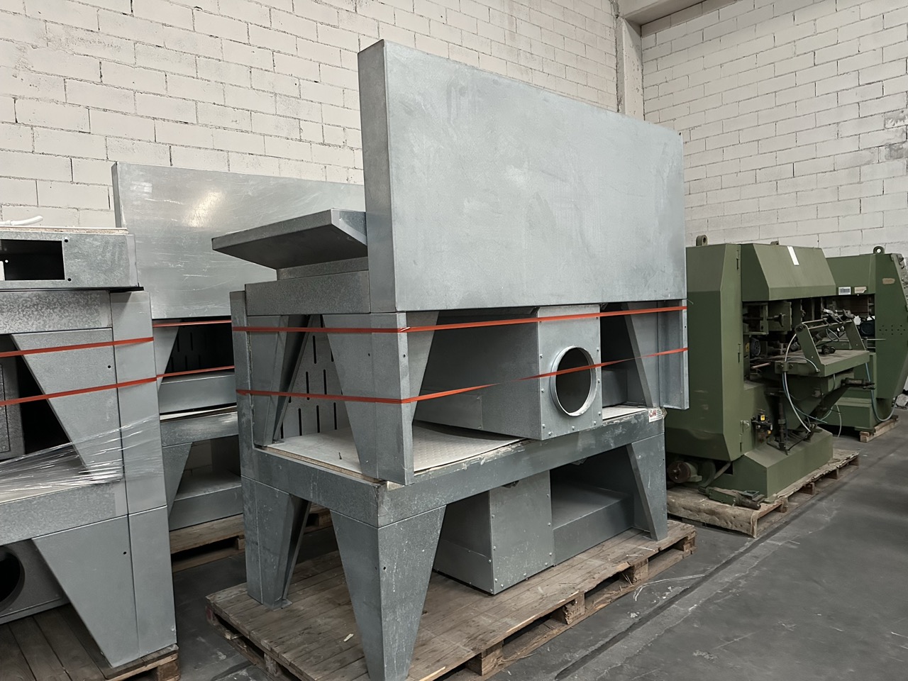 Usato Banchi per carteggio, zincati, come nuovi