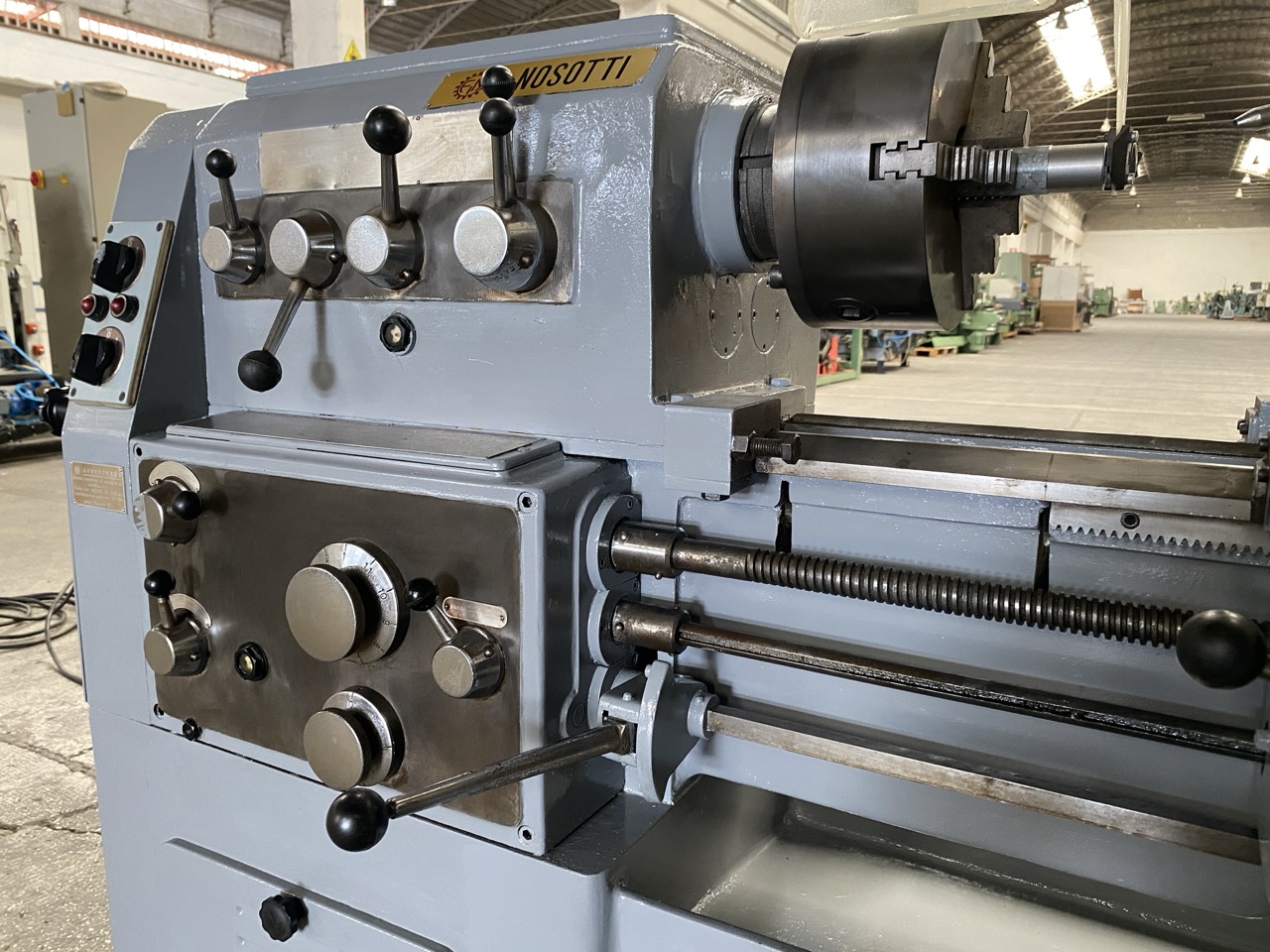 Ricondizionato Nosotti T200/1500 Tornio usato lavorazione ferro completo di accessori