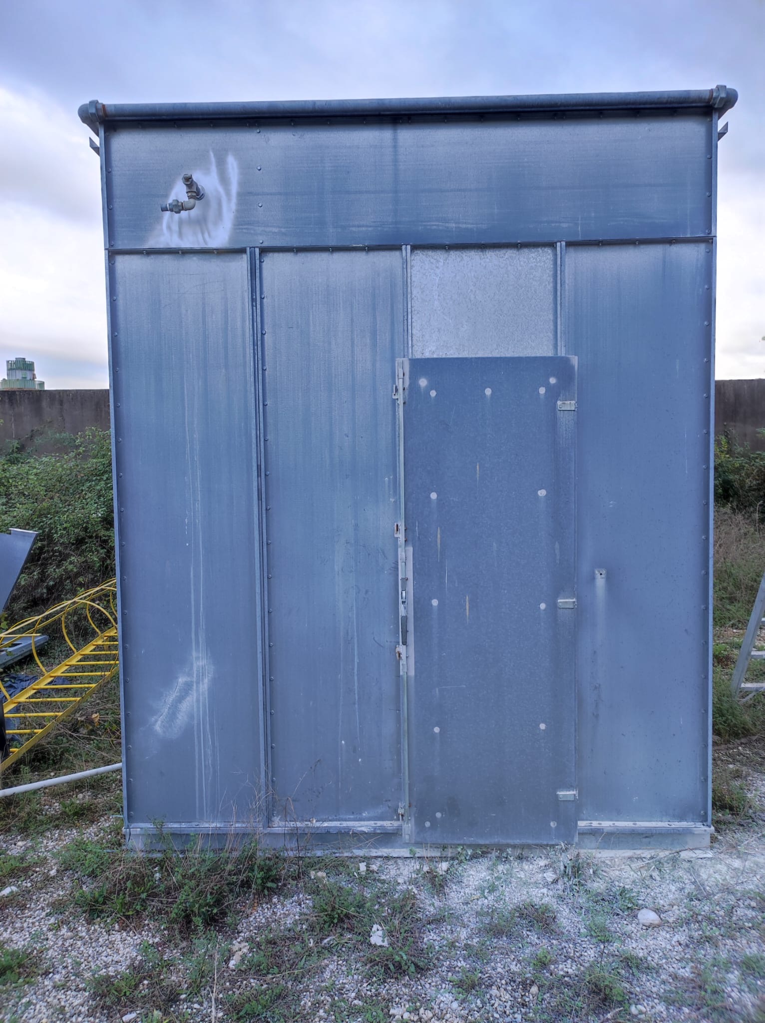 Usato Sottostazione filtrante per polveri di carteggio, marca CM, modello AIRJET 36 Cartucce