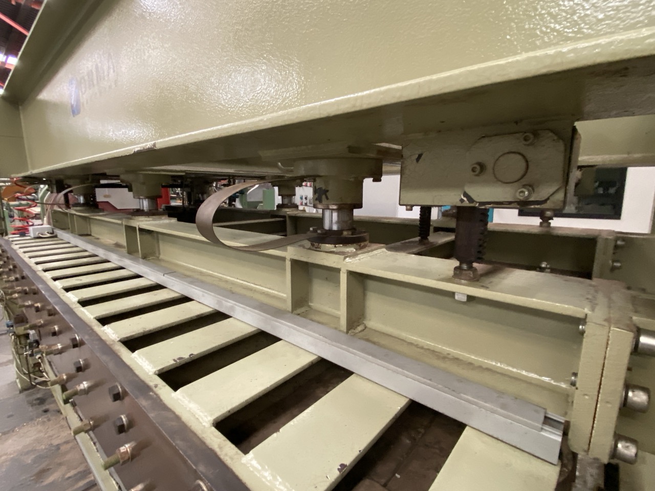 Usato 1996 Pressa Orma modello PFS/5, piano da mm. 3000x1500, usata