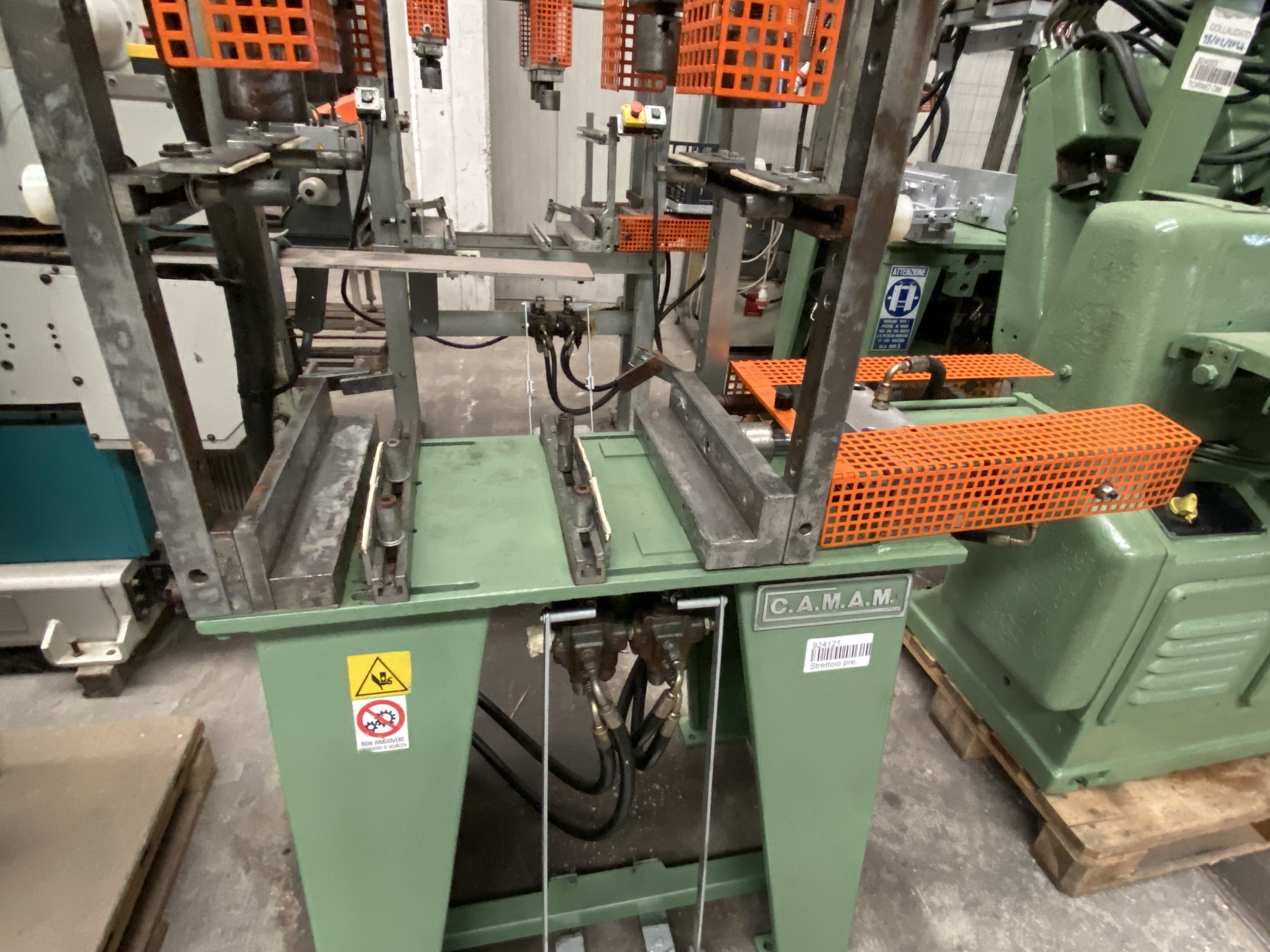 Usato Camam SI/PM Strettoio premontaggio idraulico per l'assemblaggio di sedie in legno