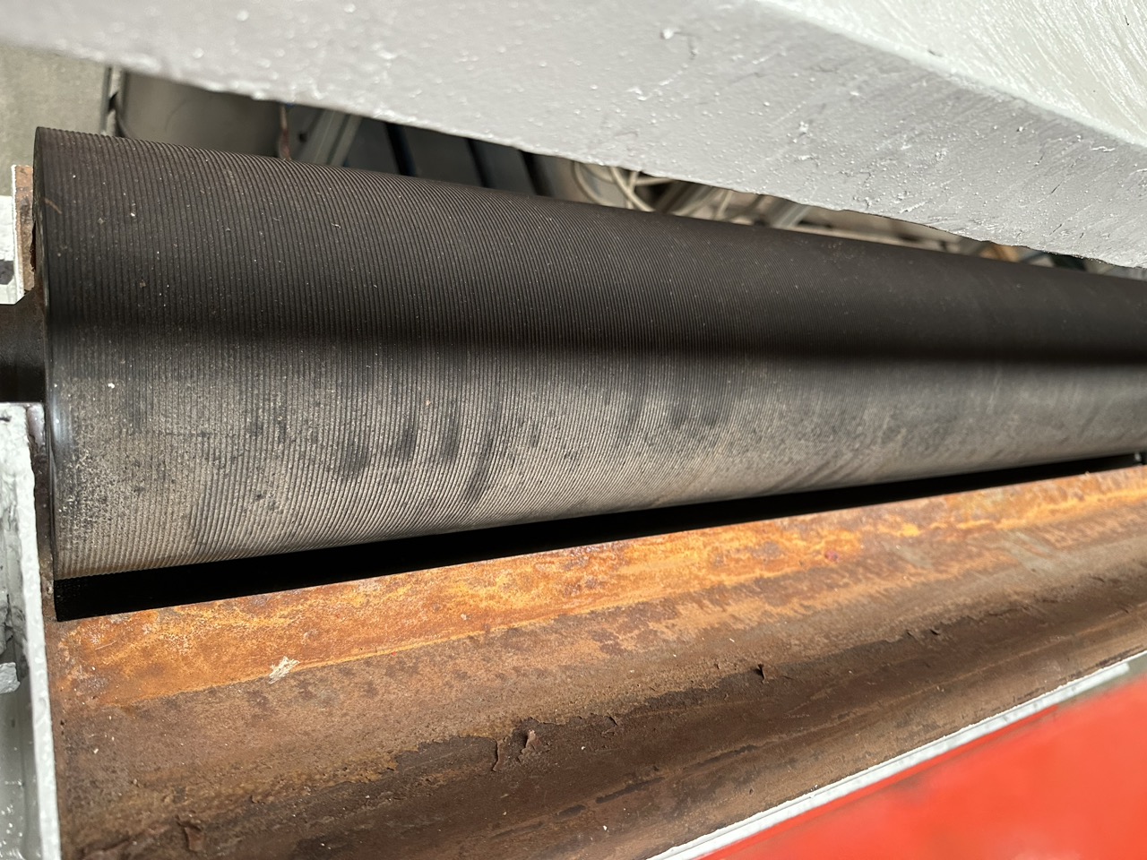 Ricondizionato Osama Spalmacolla a 2 rulli da 1300mm, marchiata CE