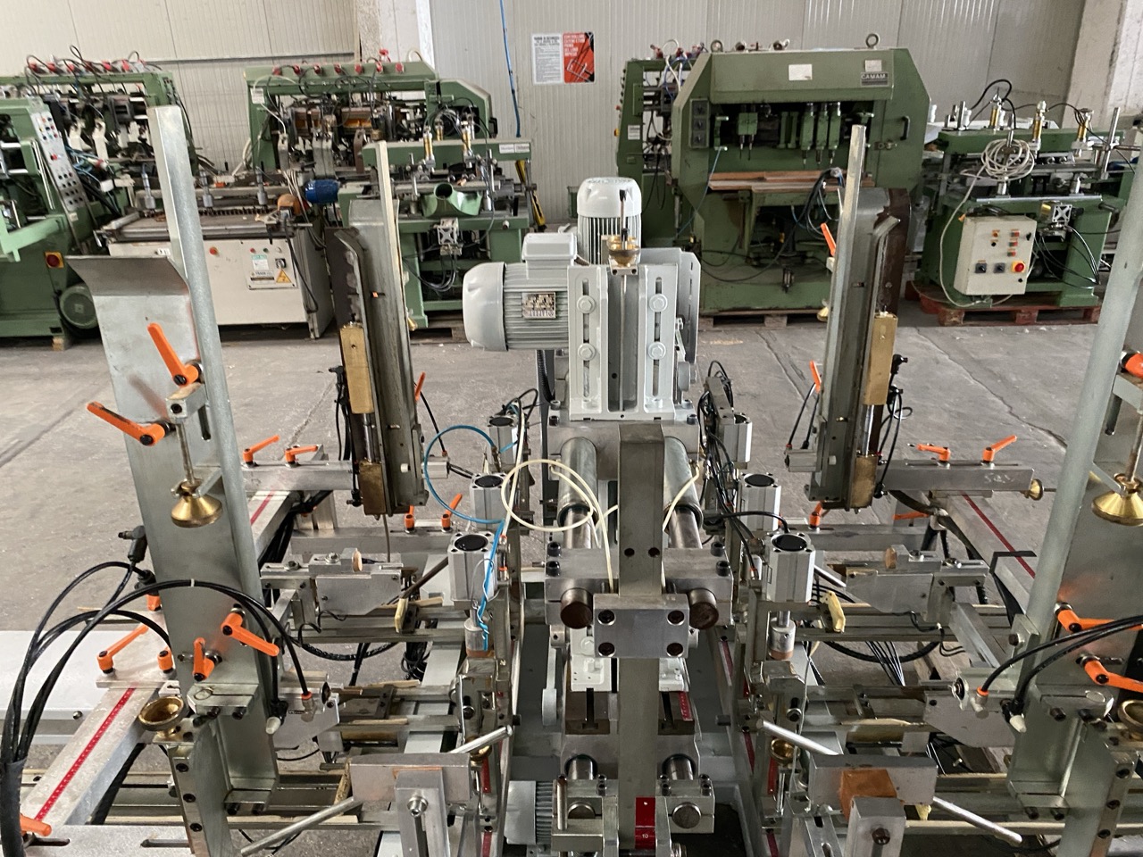 Usato Camam MO3A Speciale CR Mortasatrice oscillante orizzontale doppia, con caricatori automatici