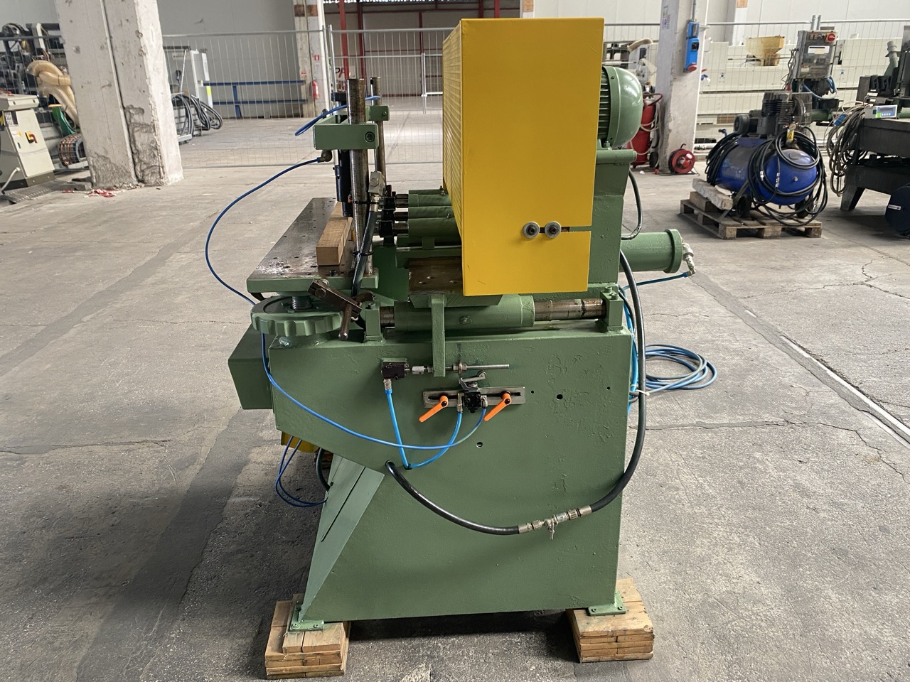 Usato Foratrice orizzontale a 4 mandrini