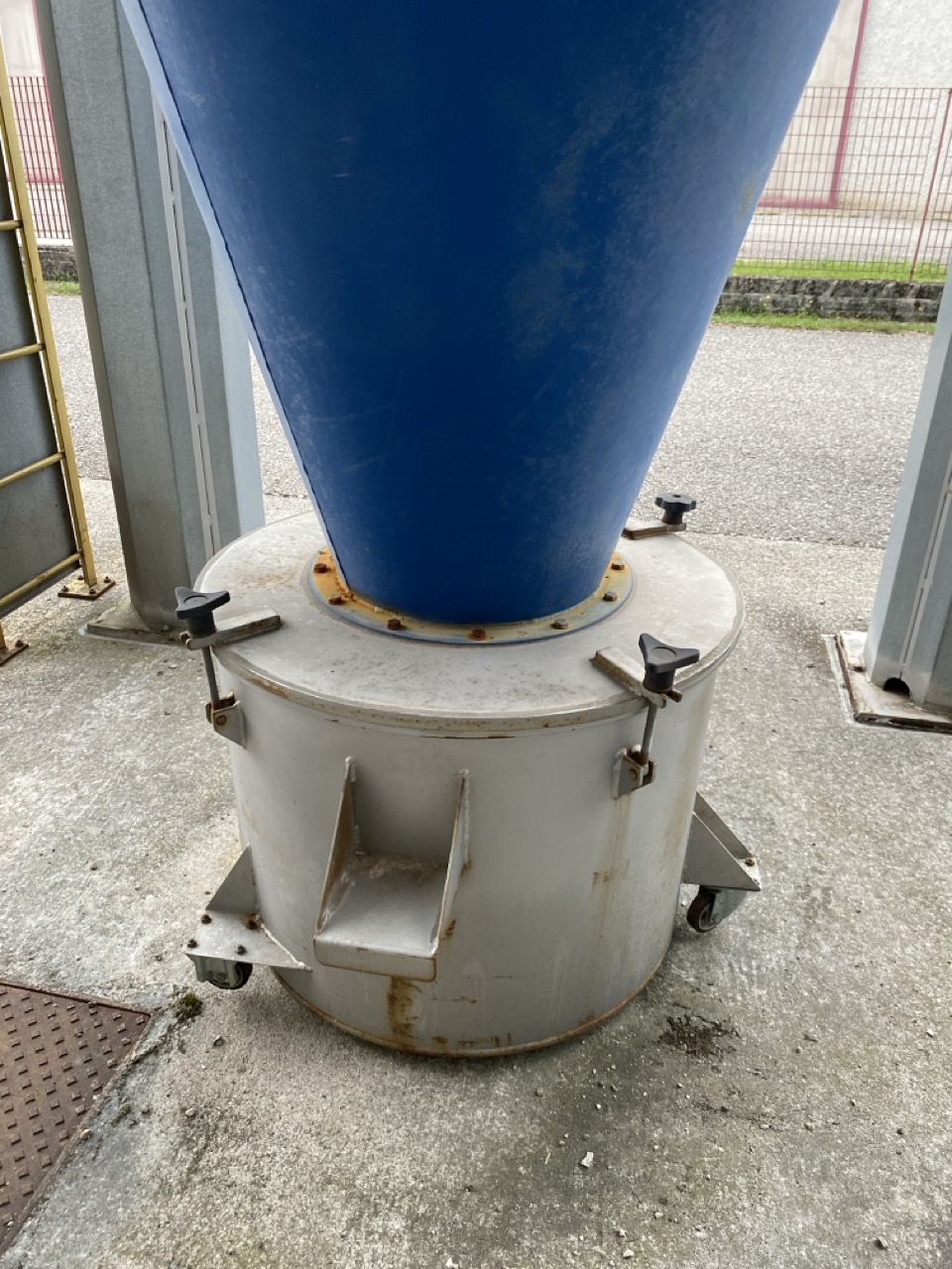Usato 2000 CM CM 25D/99 FAIR JET12 325/1200 Ciclone di aspirazione per polveri