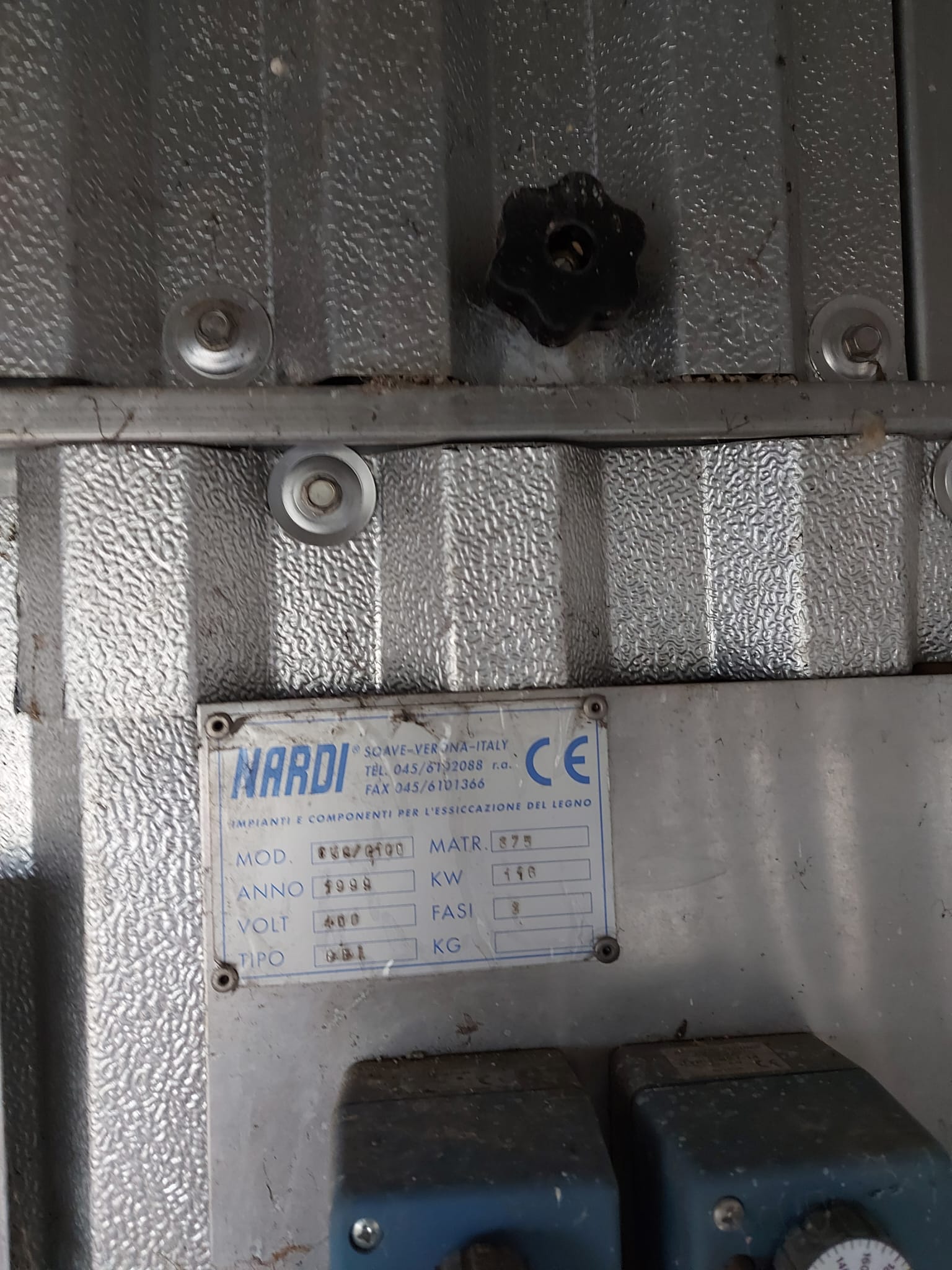 Usato Nardi Nr. 2 Forni di essiccazione da 65 mc (volume interno) cadauno. Alimentazione a Gas Metano.