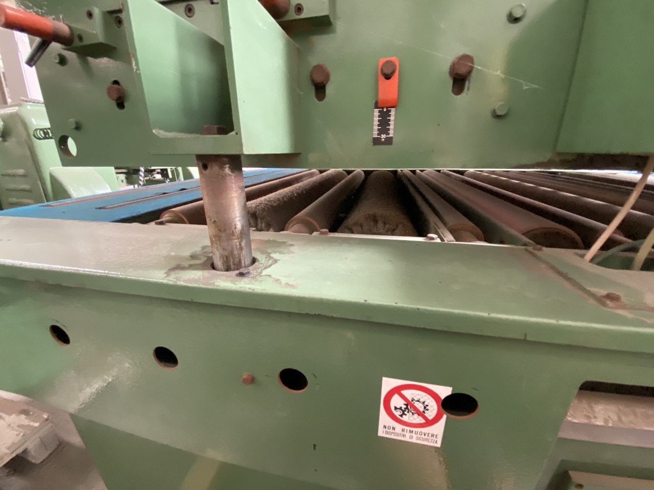 Usato GNT S 1300/2 Spazzolatrice Lavapannelli superiore e inferiore