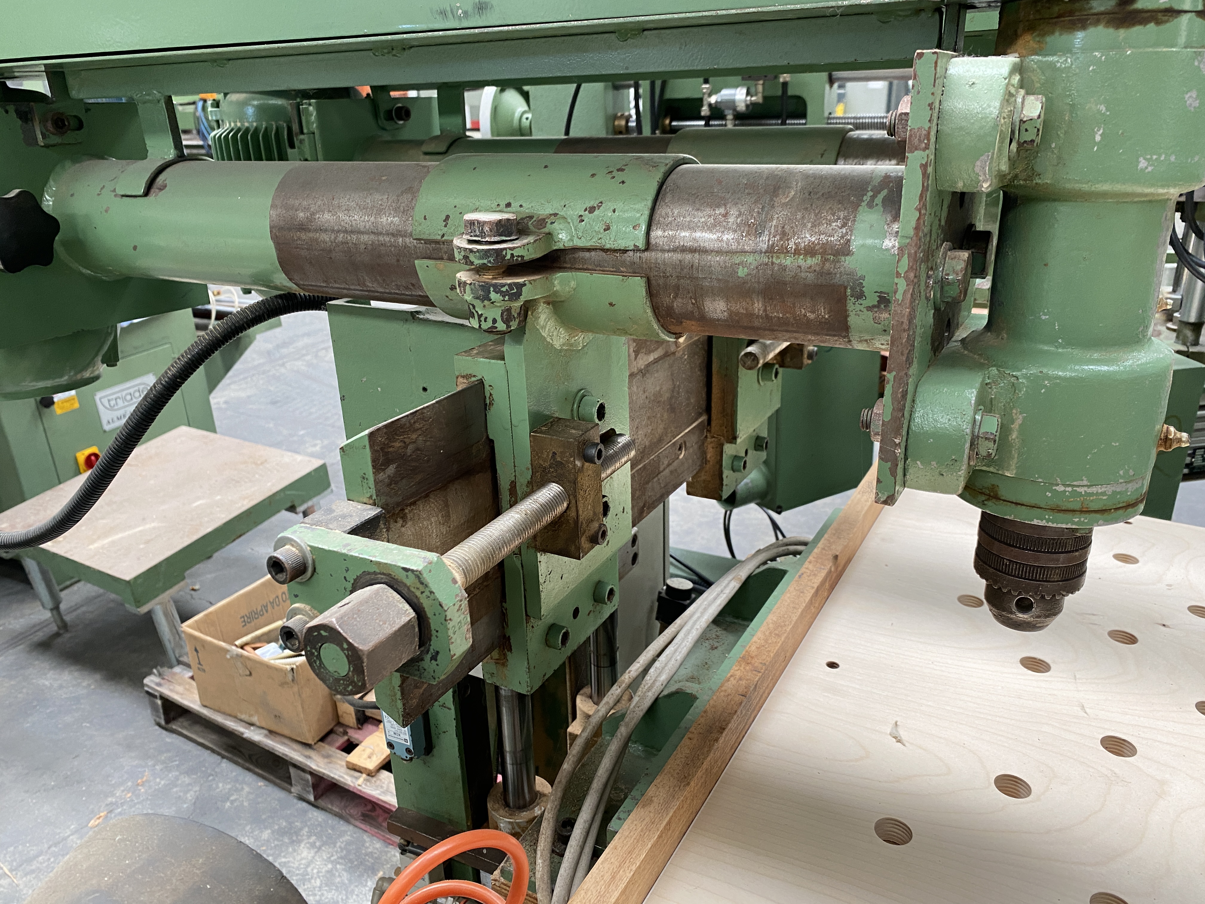 Usato Foratrice verticale a 2 mandrini regolabili