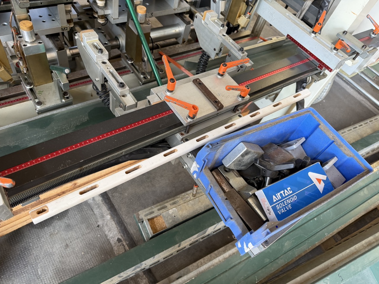 Usato 1995 Camam MO/30/6A/CR-PLC Mortasatrice automatica orizzontale