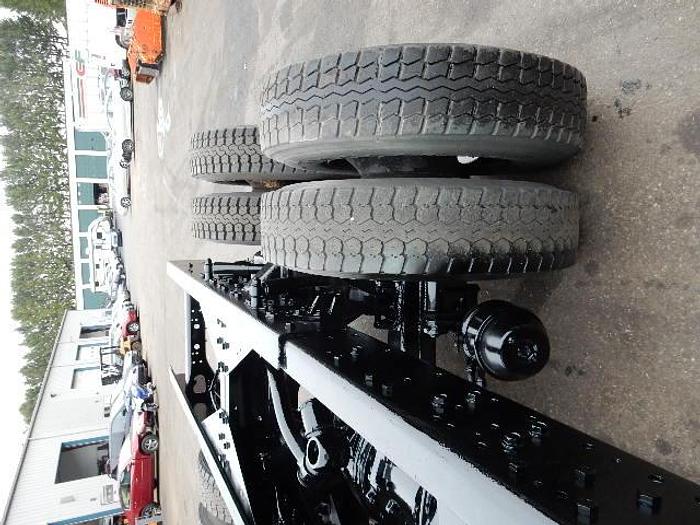 Used 2005 International 7600- Stock #: 8688