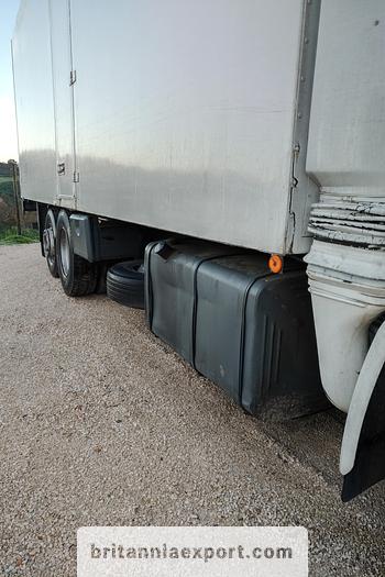 Usado 1992 SCANIA R 113M 380 6X2 26 ton Cold room