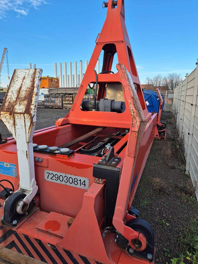 Used Container spreader