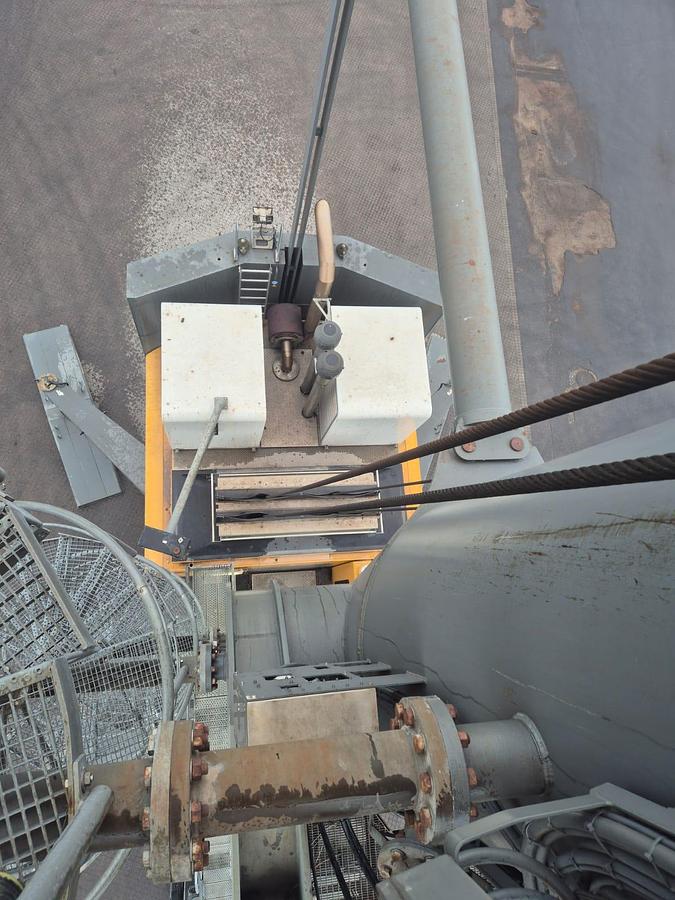 Used Liebherr LHM 280