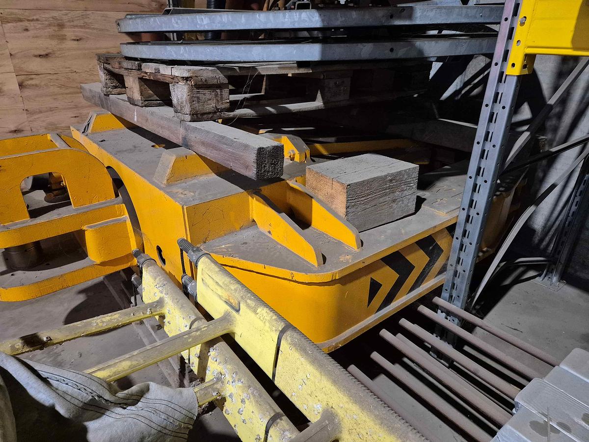 Used Harbor mobile crane