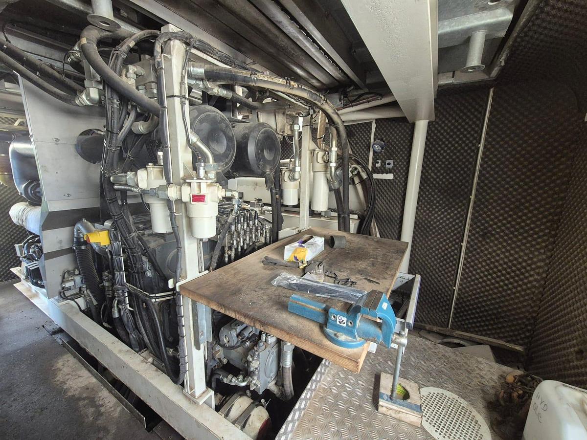 Used Liebherr LHM 280