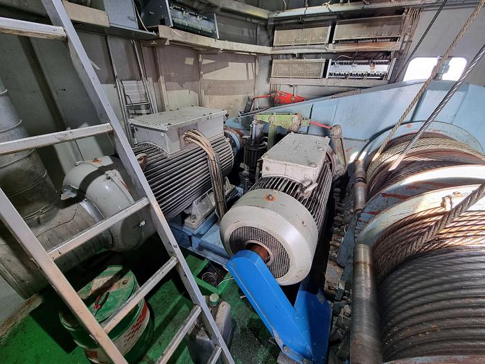 Used 1981 Aarhus Maskinfabrik double jib portal crane