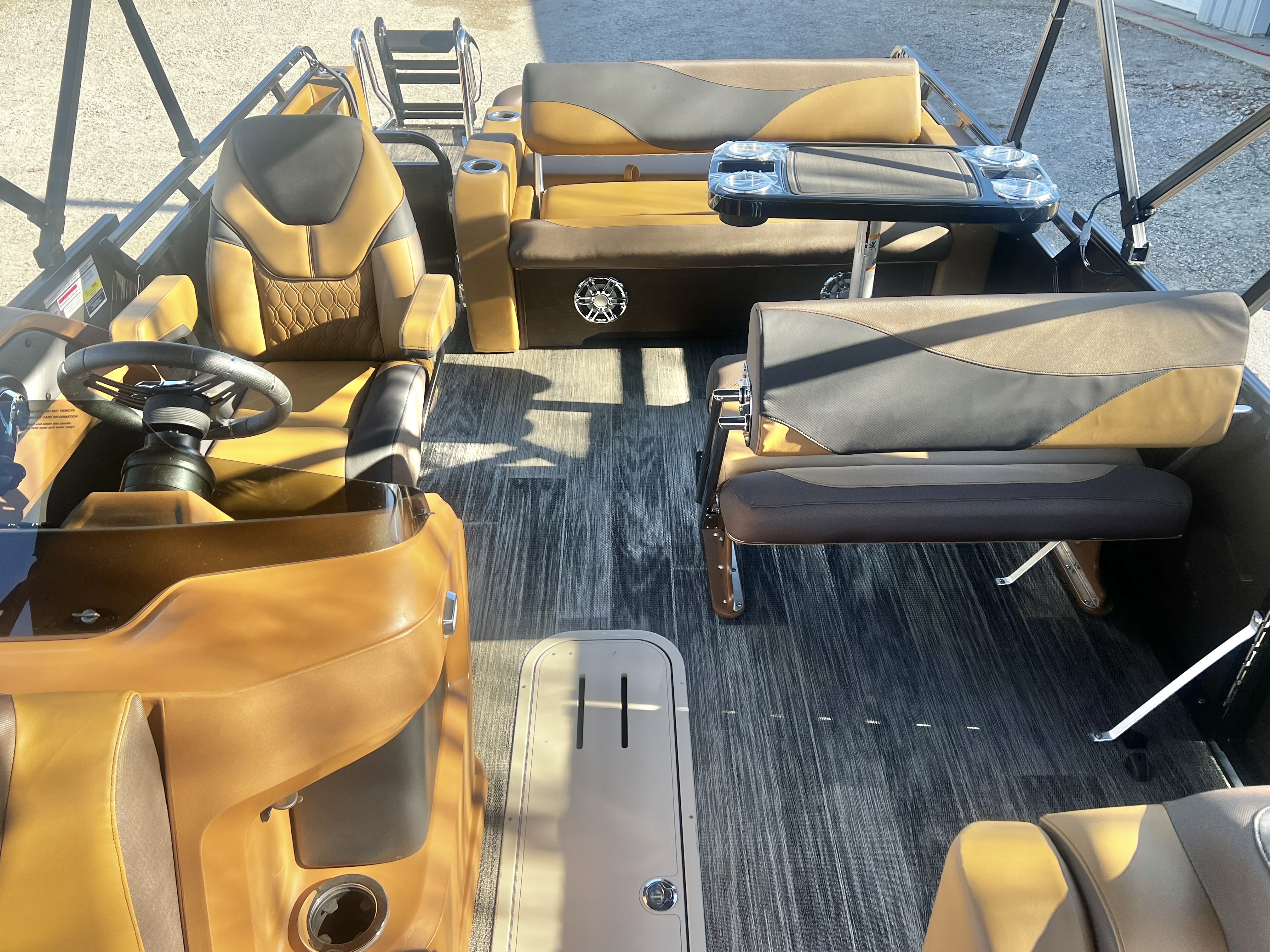 2026 Avalon LSZ 23' Entertainer Triple-Toon - IN STOCK - $70,458