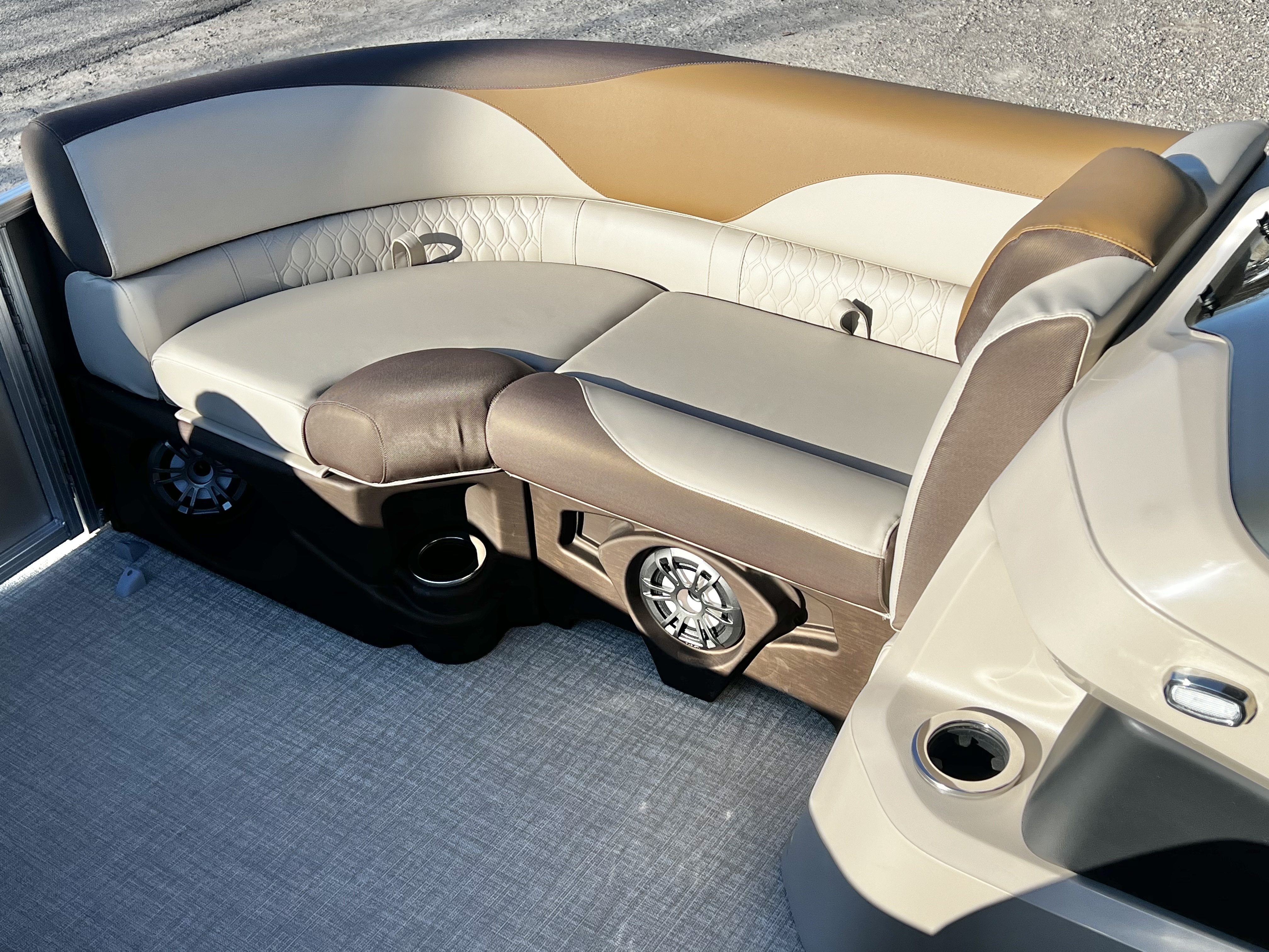 2026 Avalon LSZ 23' Quad Lounge Triple-Toon - IN STOCK - $65,209