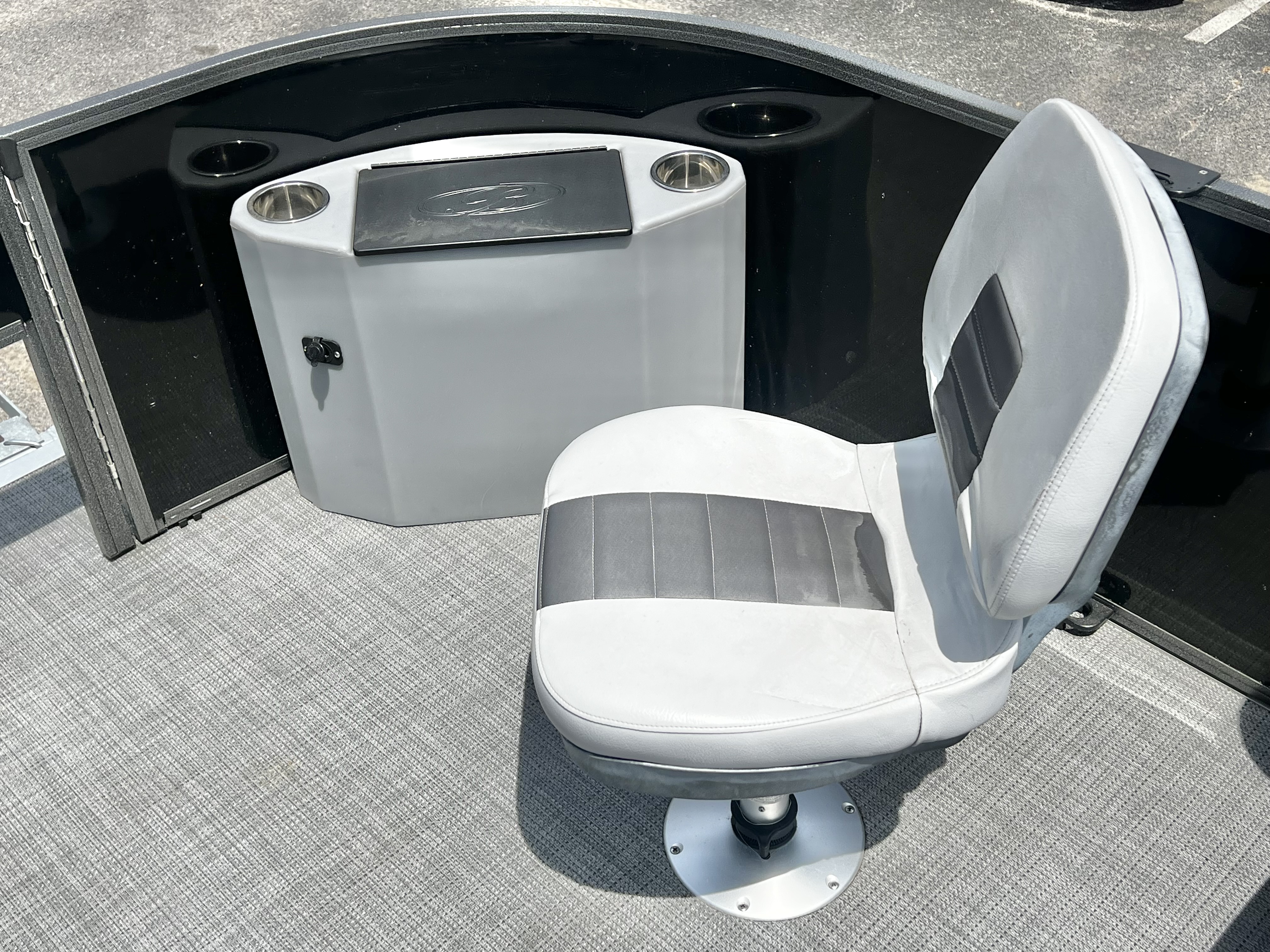 Used 2023 Bentley 243 Fish - Three Quarter Tri-Toon - IN STOCK - 38,995