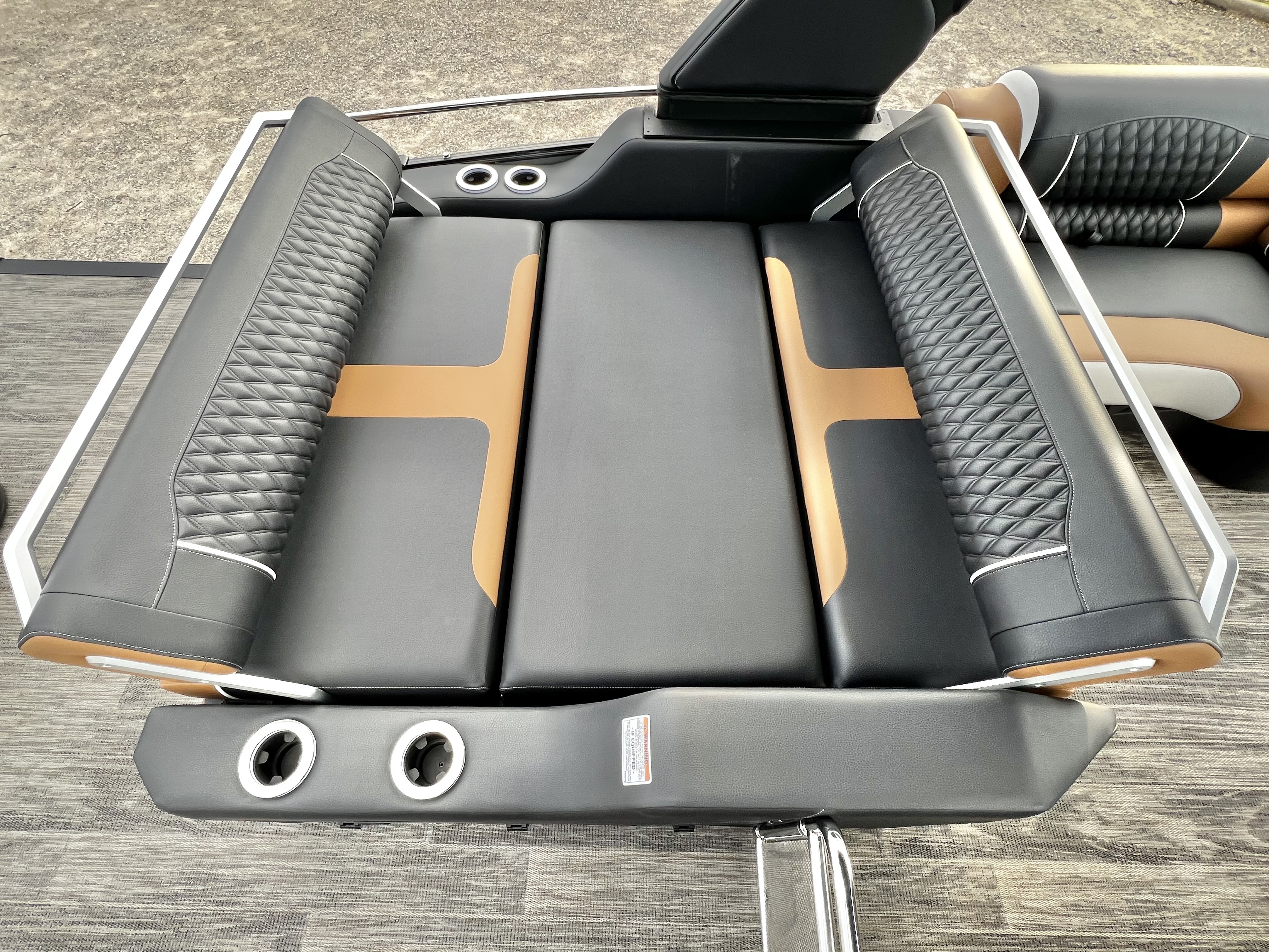 2026 Avalon Excalibur LTD 25' Flex Lounge Triple-Toon - IN STOCK - $154,718