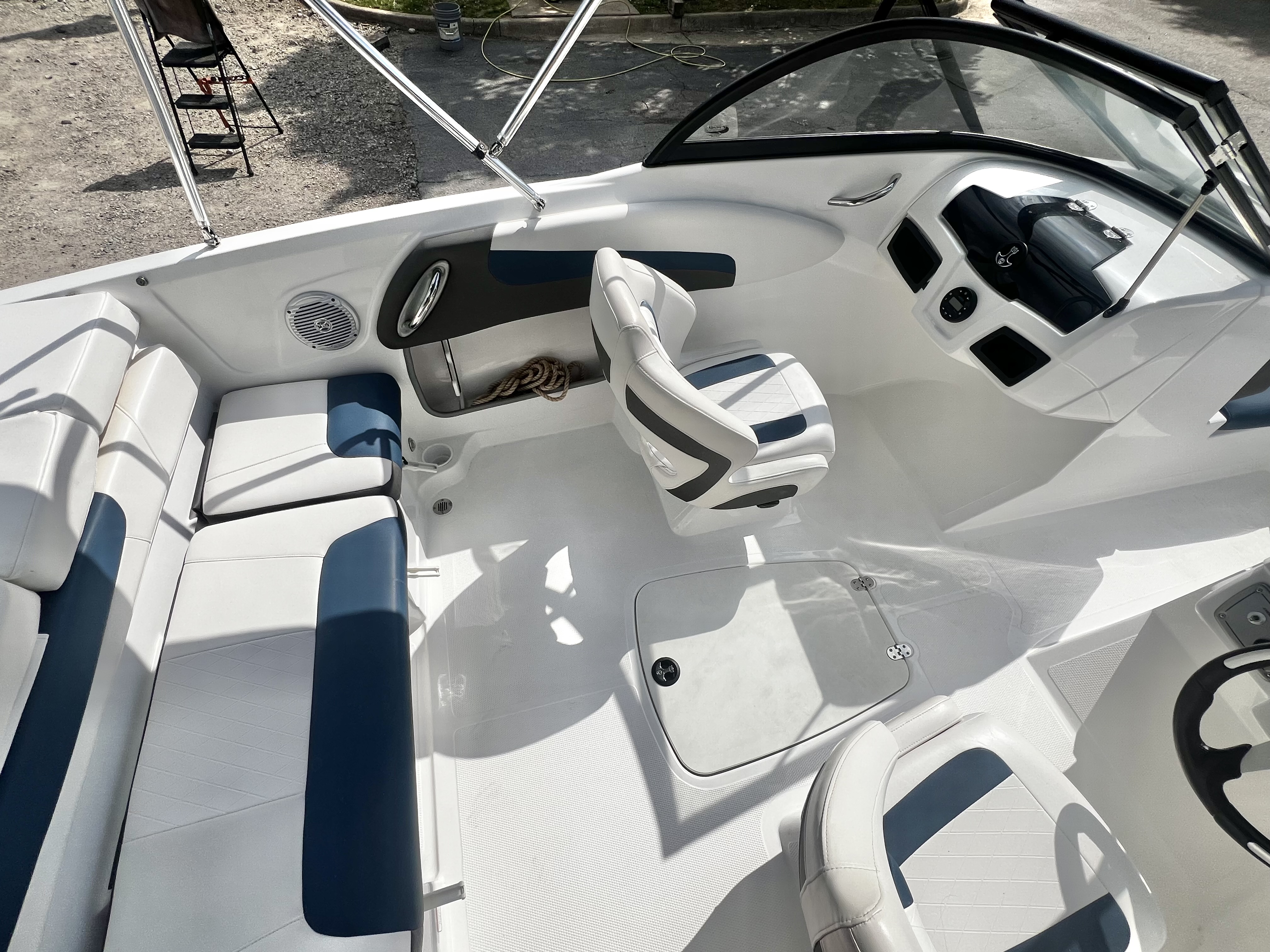 Used 2022 Tahoe 200 S Bowrider