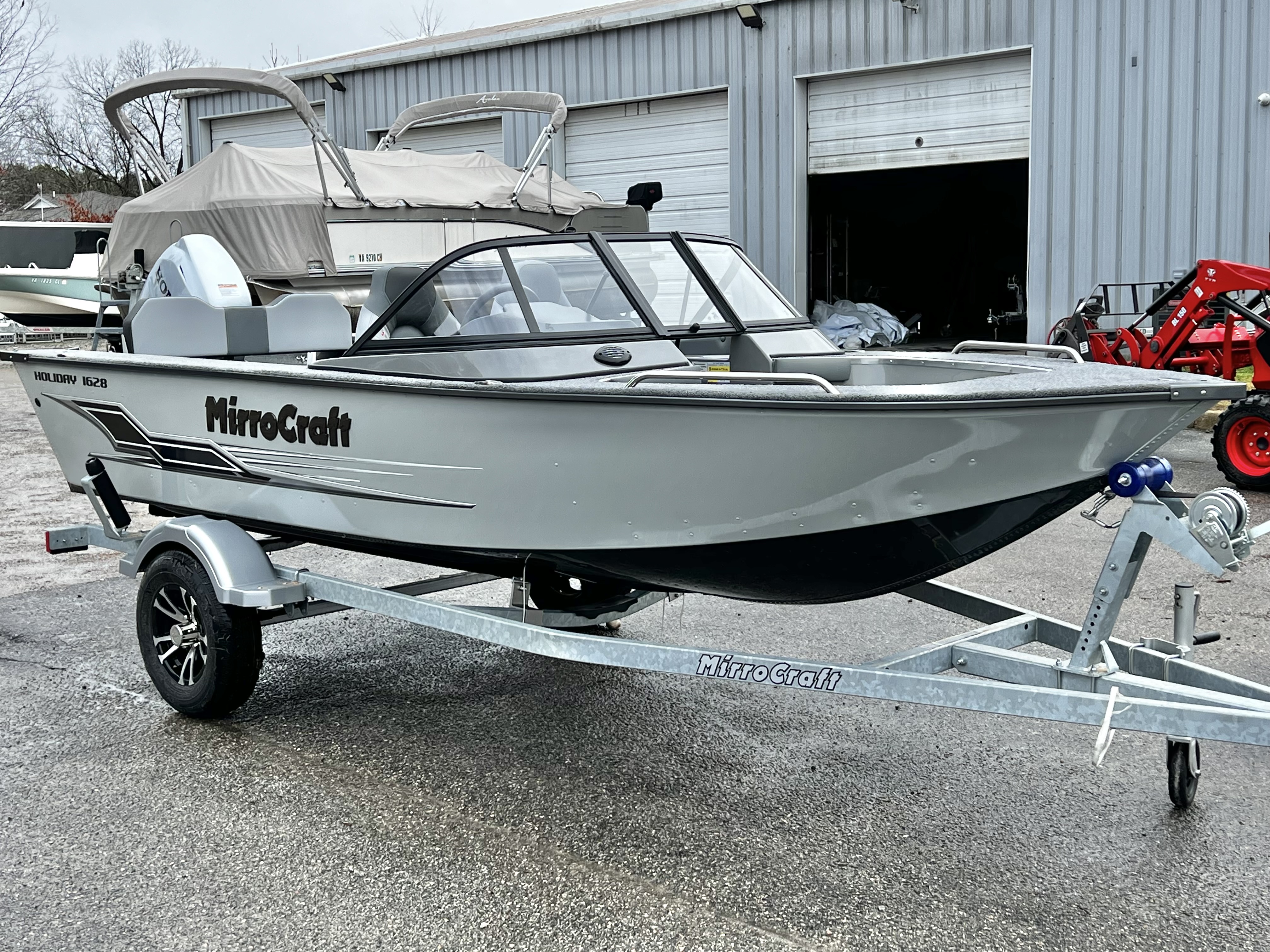 2026 Mirrocraft 1628 Holiday