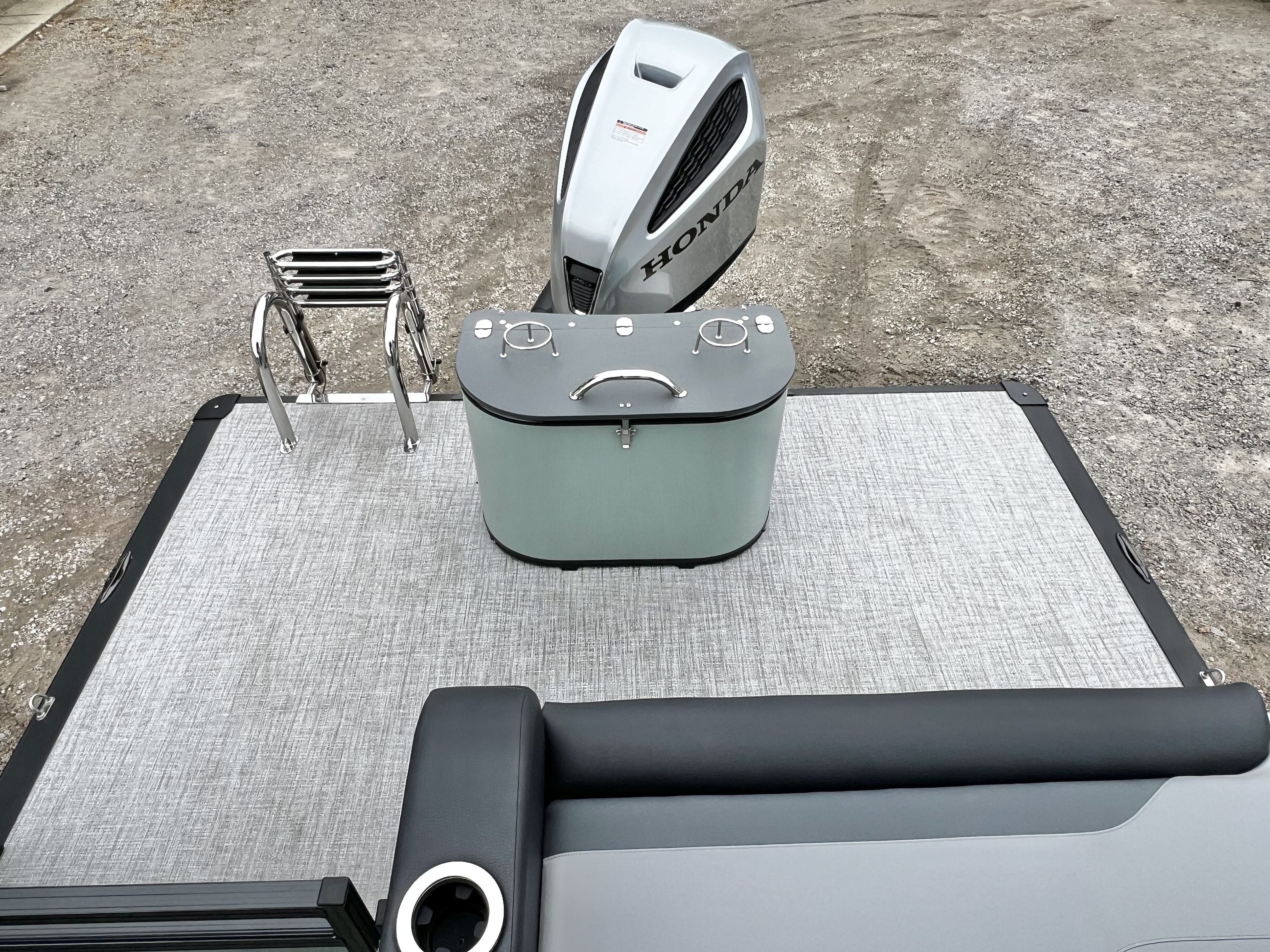 2026 Avalon Venture 85 25' Cruise Rear Bench Triple-Toon - IN STOCK - $78,637