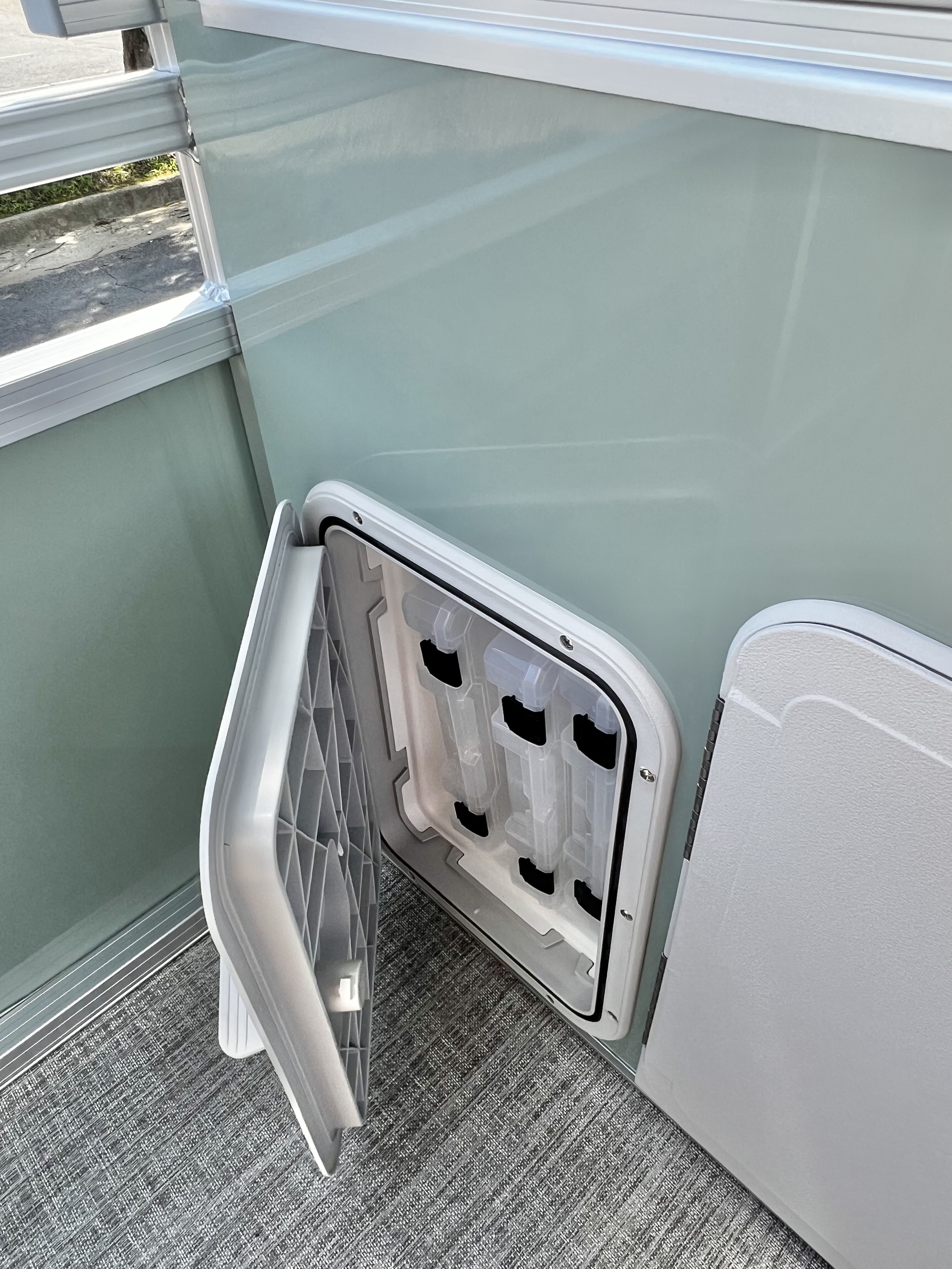 2027 Avalon Venture 85 23' Rear Fish Triple-Toon