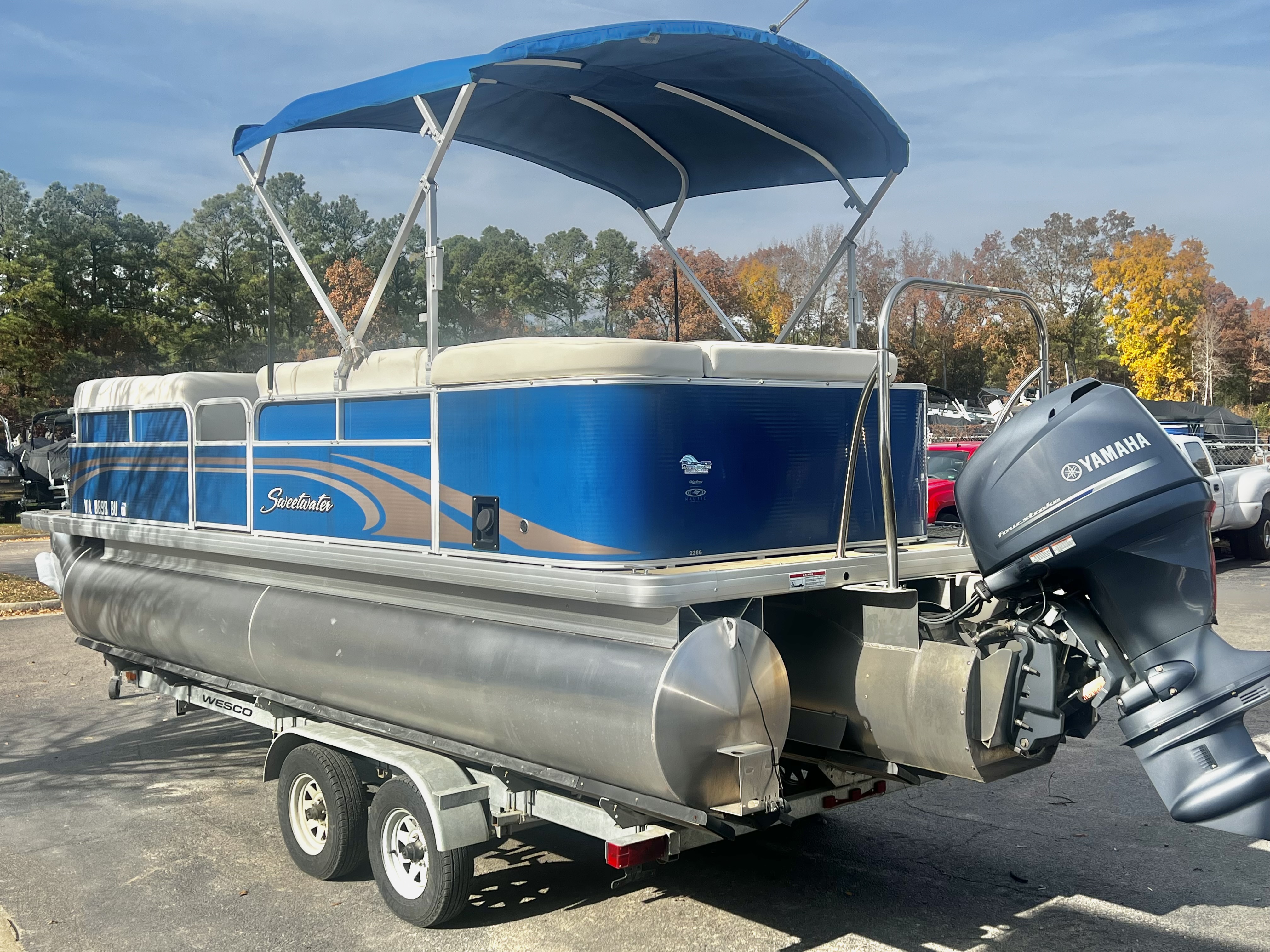 Used 2013 Sweetwater 2286 C