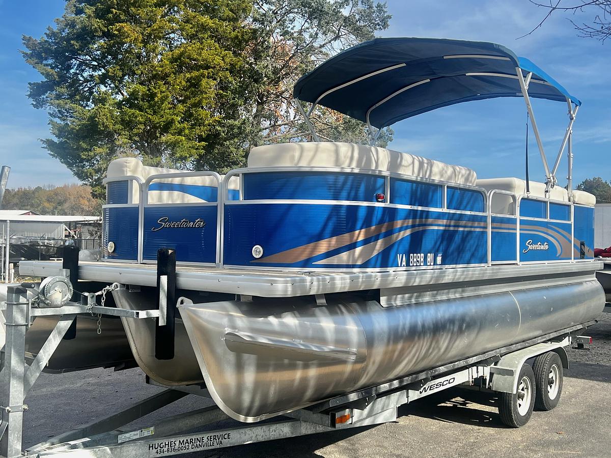 Used 2013 Sweetwater 2286 C