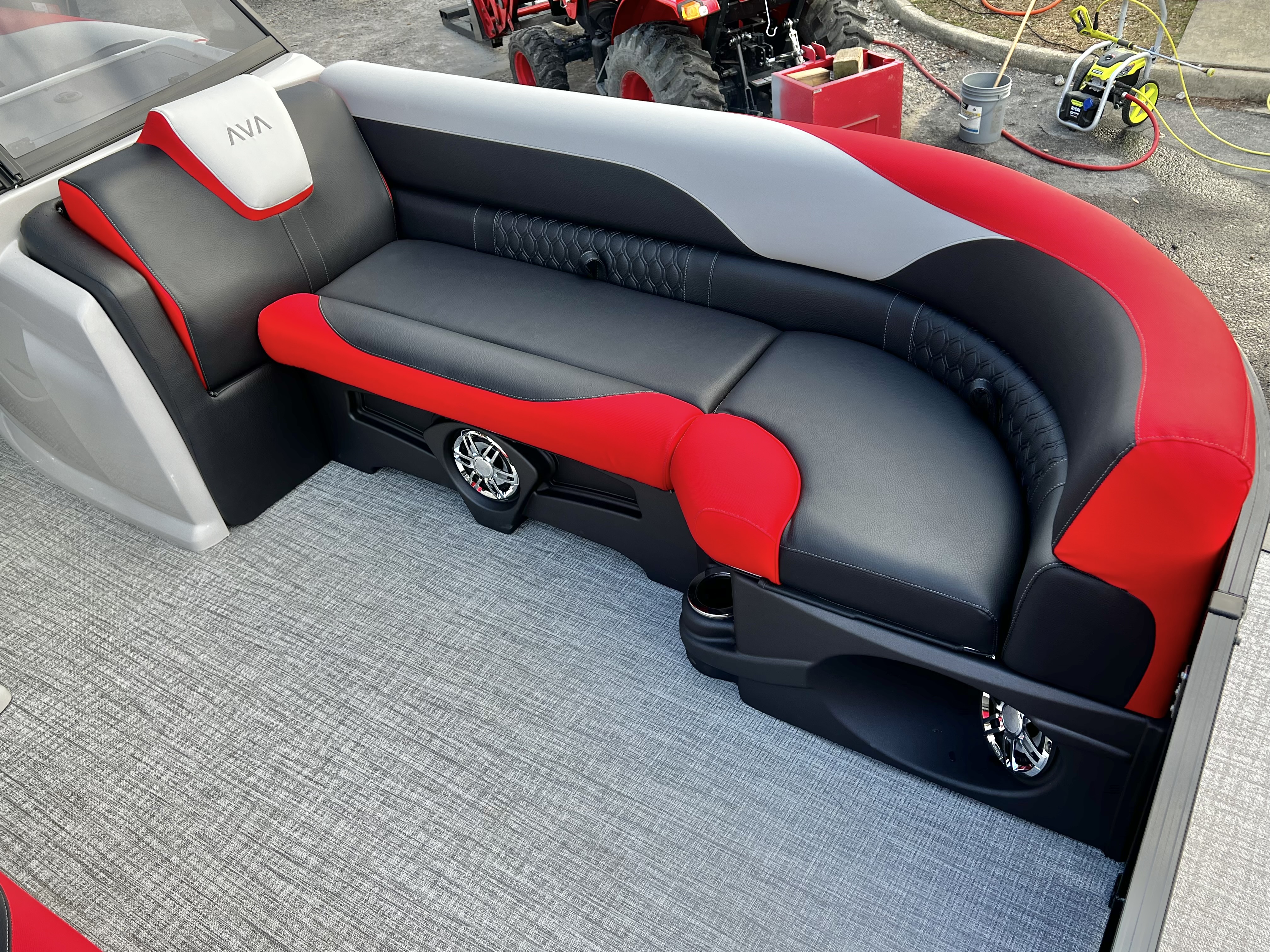 2026 Avalon LSZ 23' Elite Windshield Triple-Toon - IN STOCK - $81,190