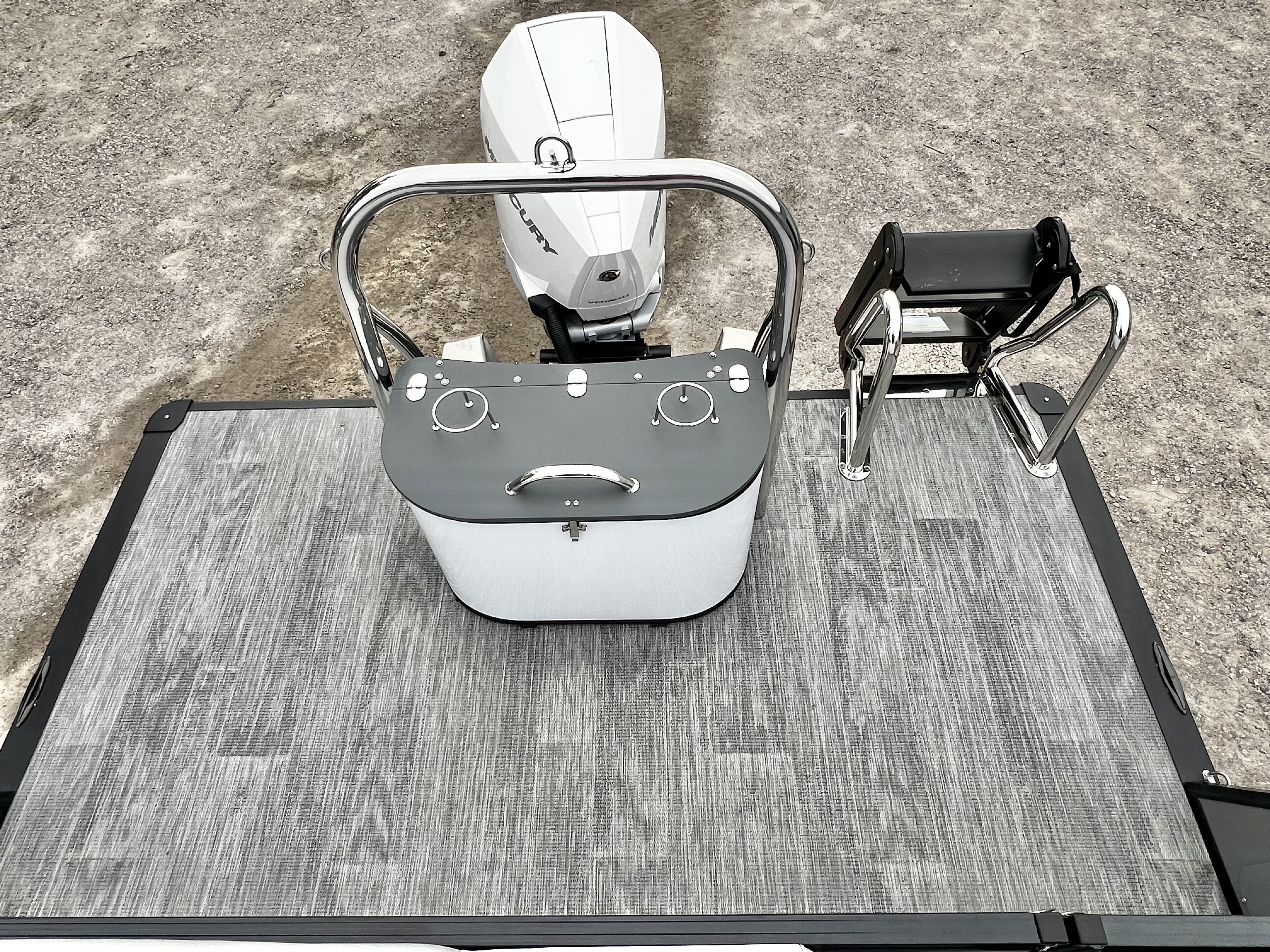 2026 Avalon Catalina 25' Entertainer Triple-Toon - IN STOCK - $109,467