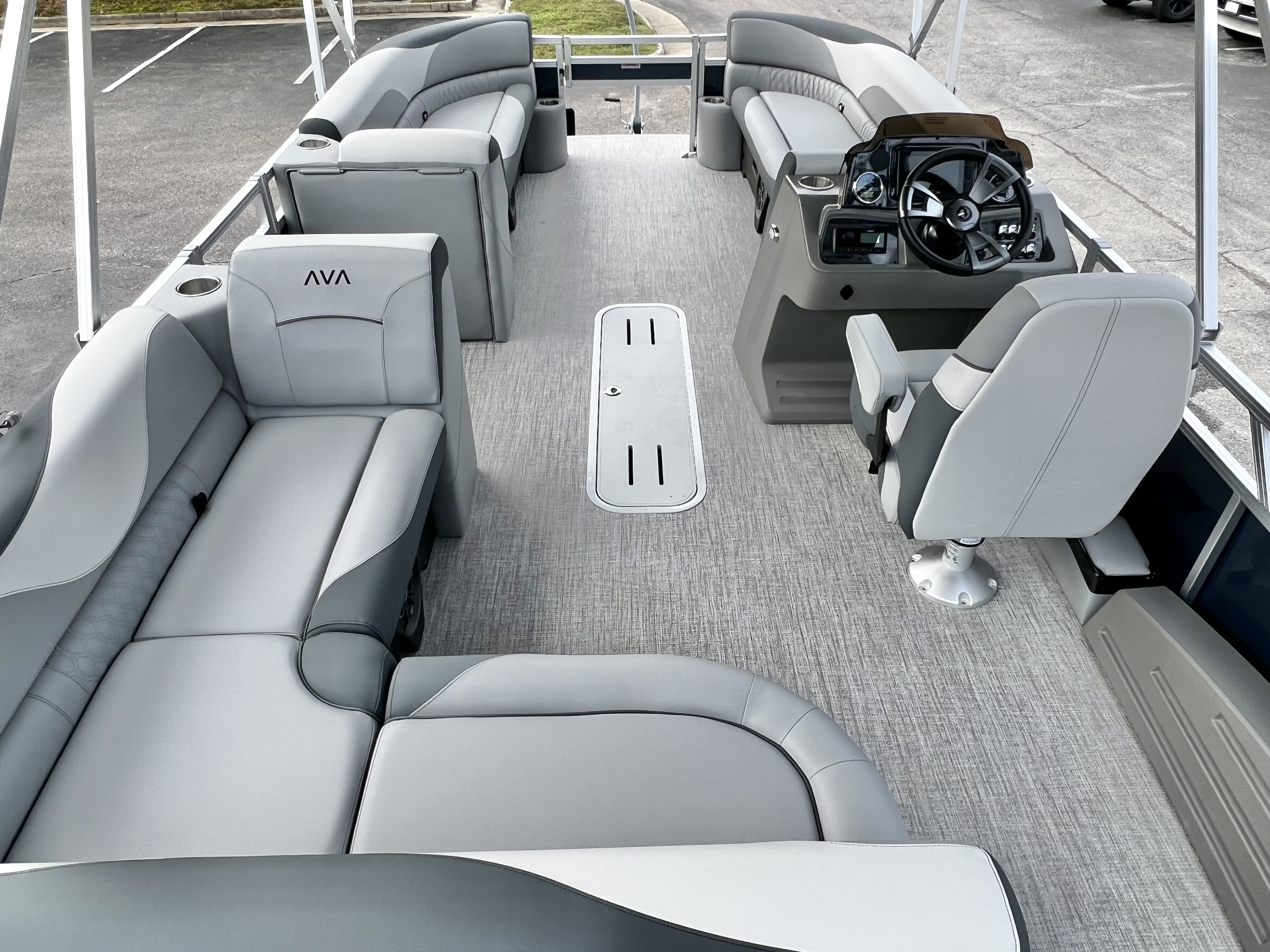 2026 Avalon Venture 85 25' Rear Fish Triple-Toon - IN STOCK