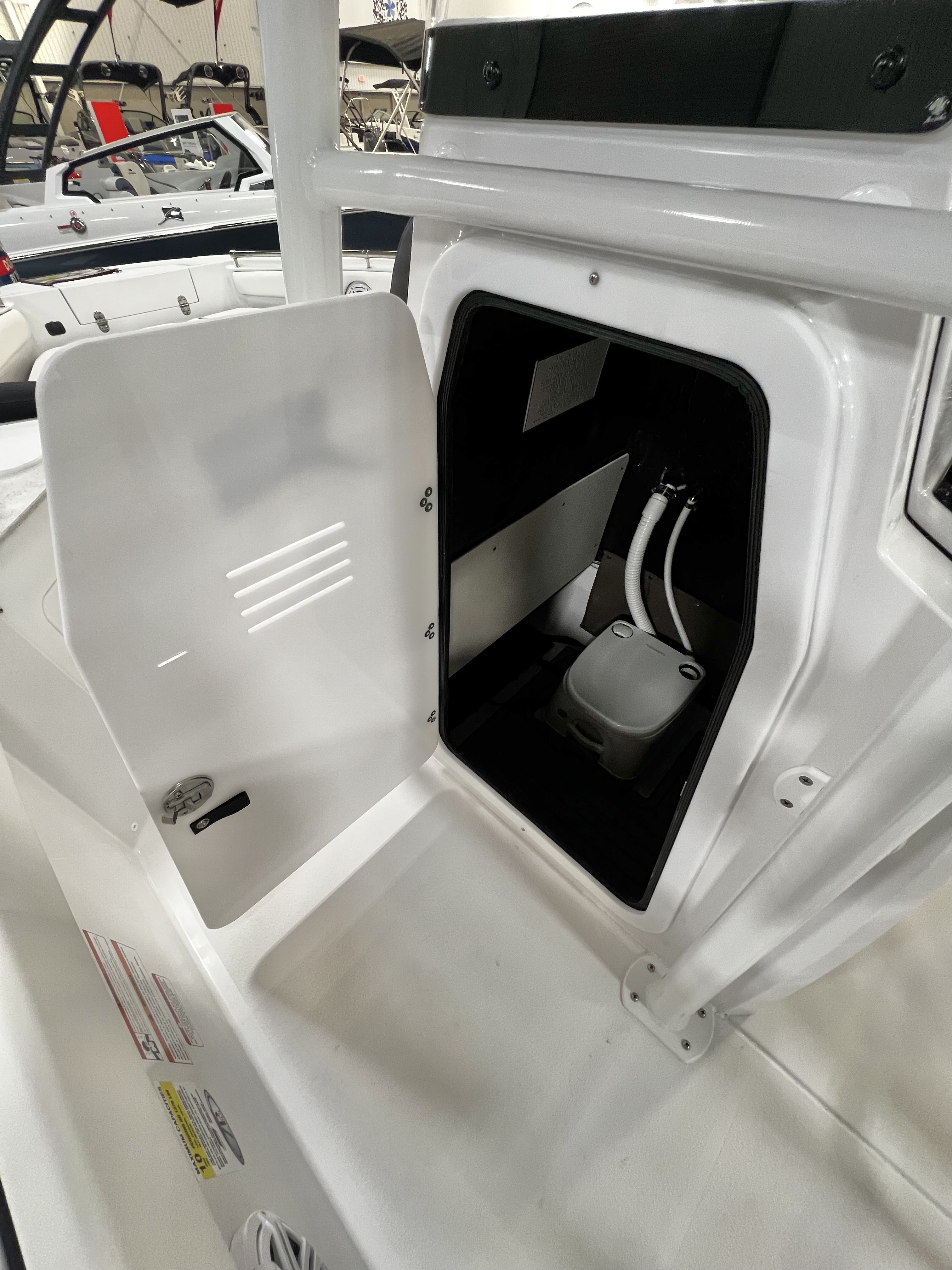 2026 Stingray 216CC (Center Console) - IN STOCK - $78,443