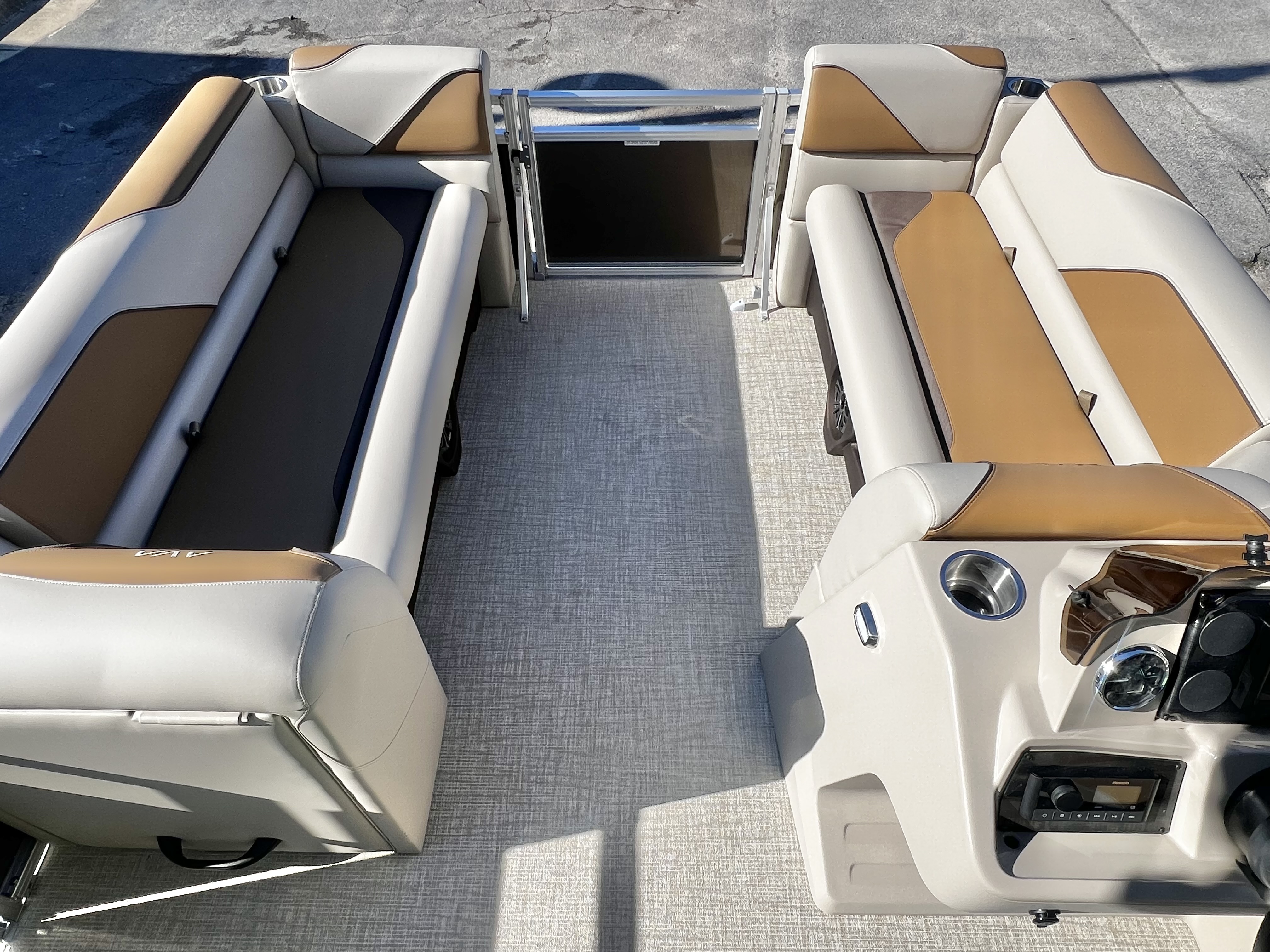 2026 Avalon Venture 21' Quad Lounge - IN STOCK - $40,451