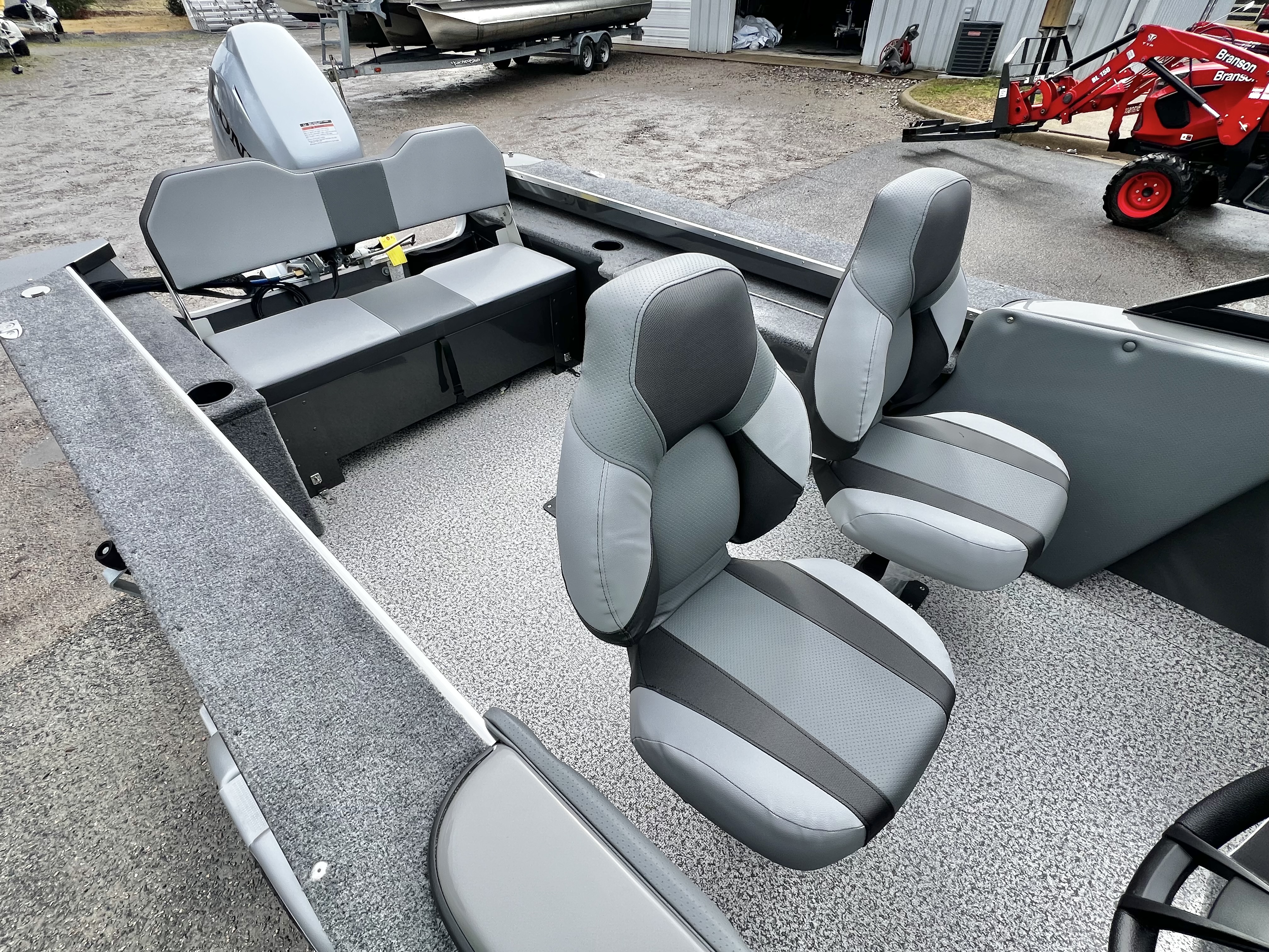 2026 Mirrocraft 1628 Holiday