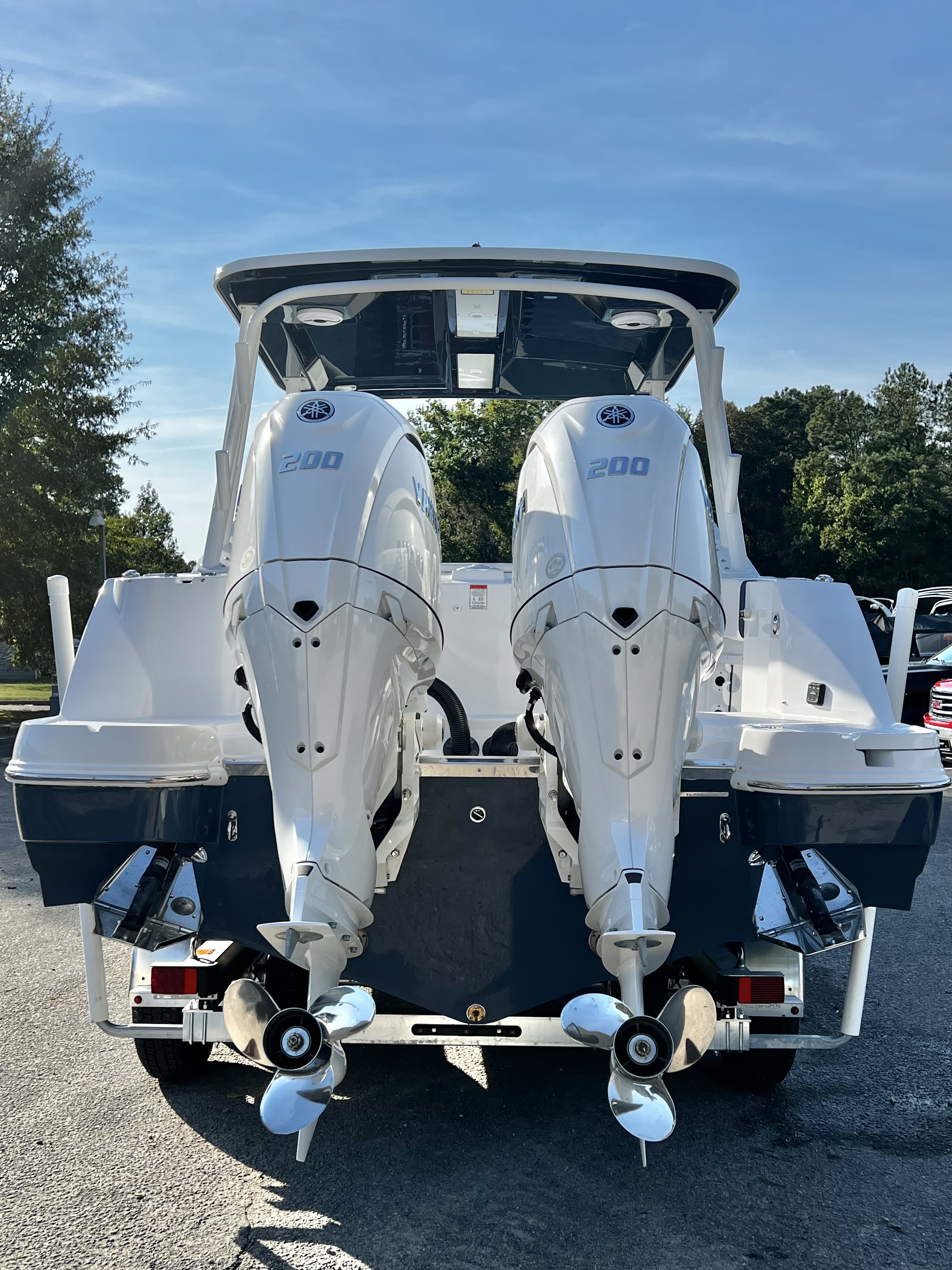 2027 Stingray 26 DC