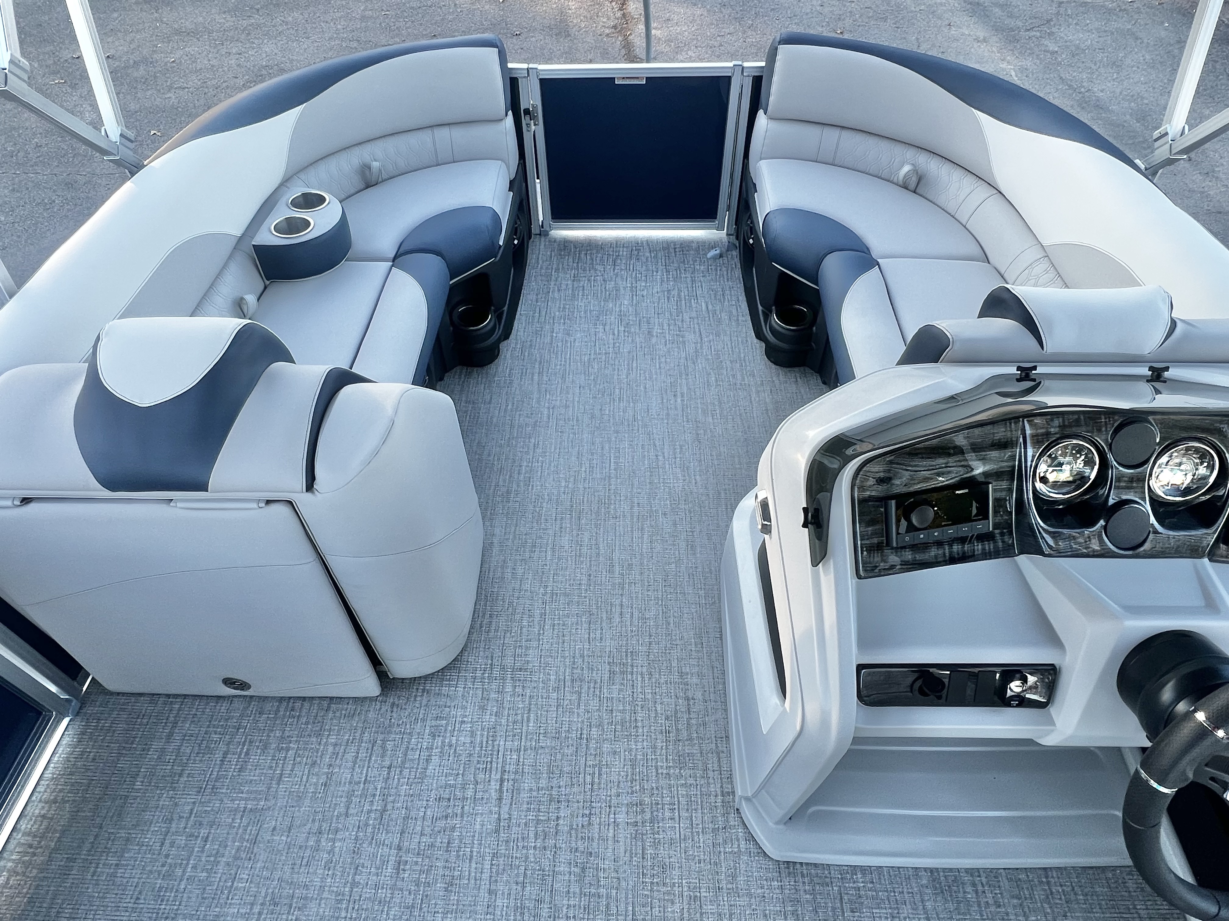 2026 Avalon LSZ 23' Quad Lounge Triple-Toon - IN STOCK - $61,416