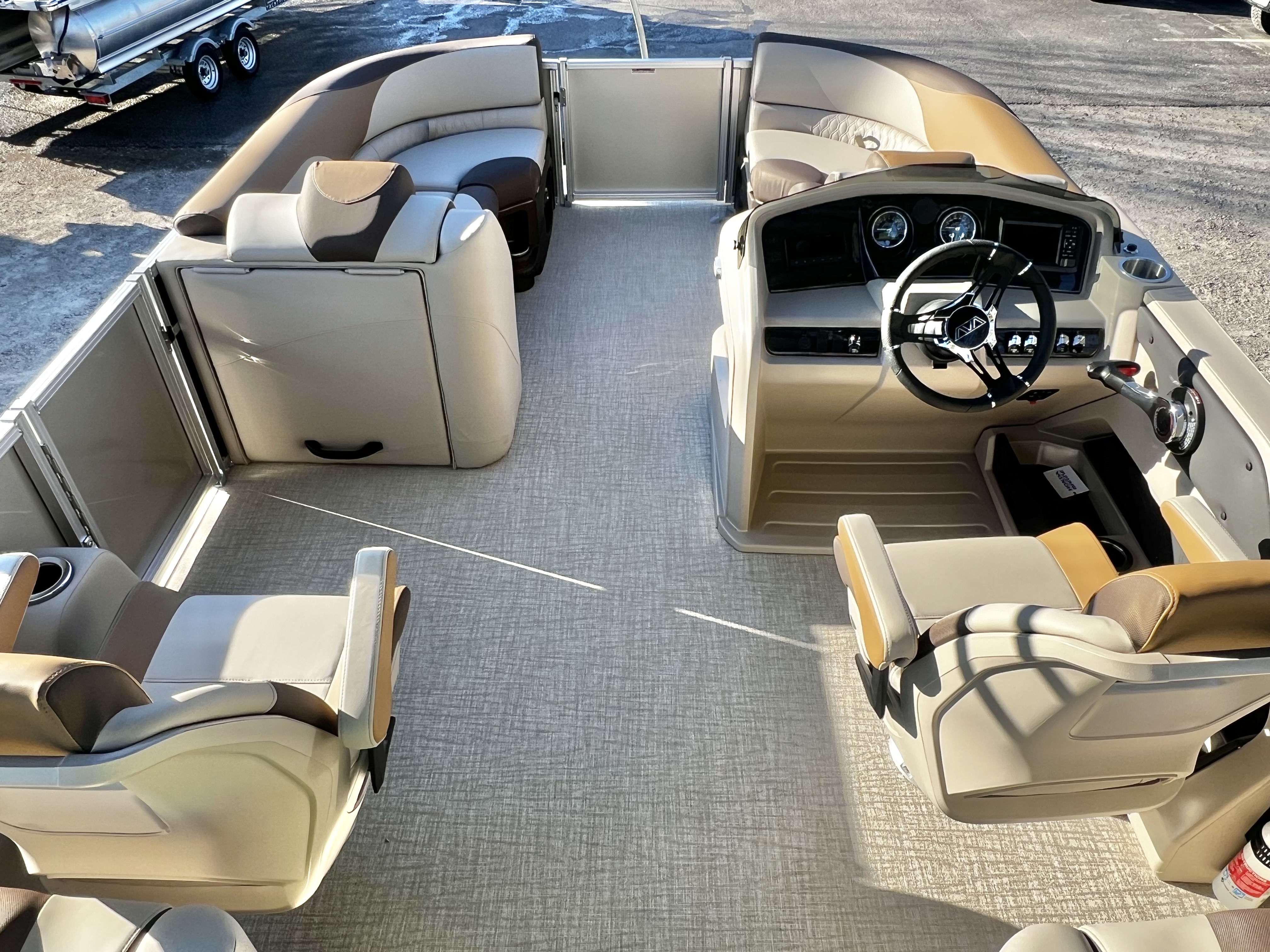 2026 Avalon LSZ 23' Quad Lounge Triple-Toon - IN STOCK - $65,209