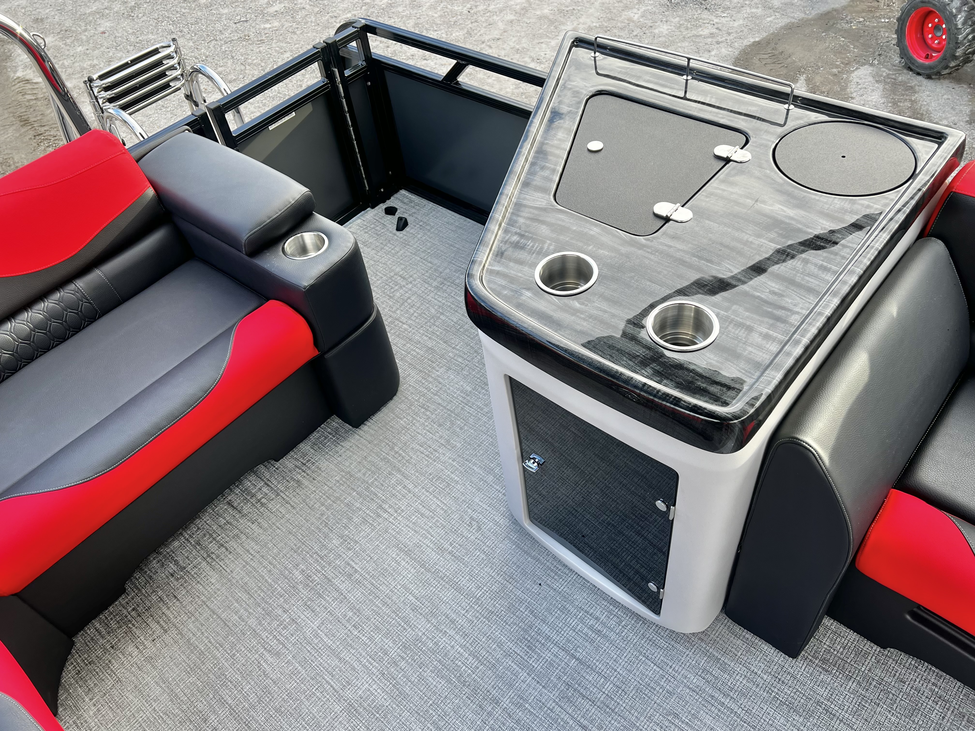 2026 Avalon LSZ 23' Elite Windshield Triple-Toon - IN STOCK - $81,190