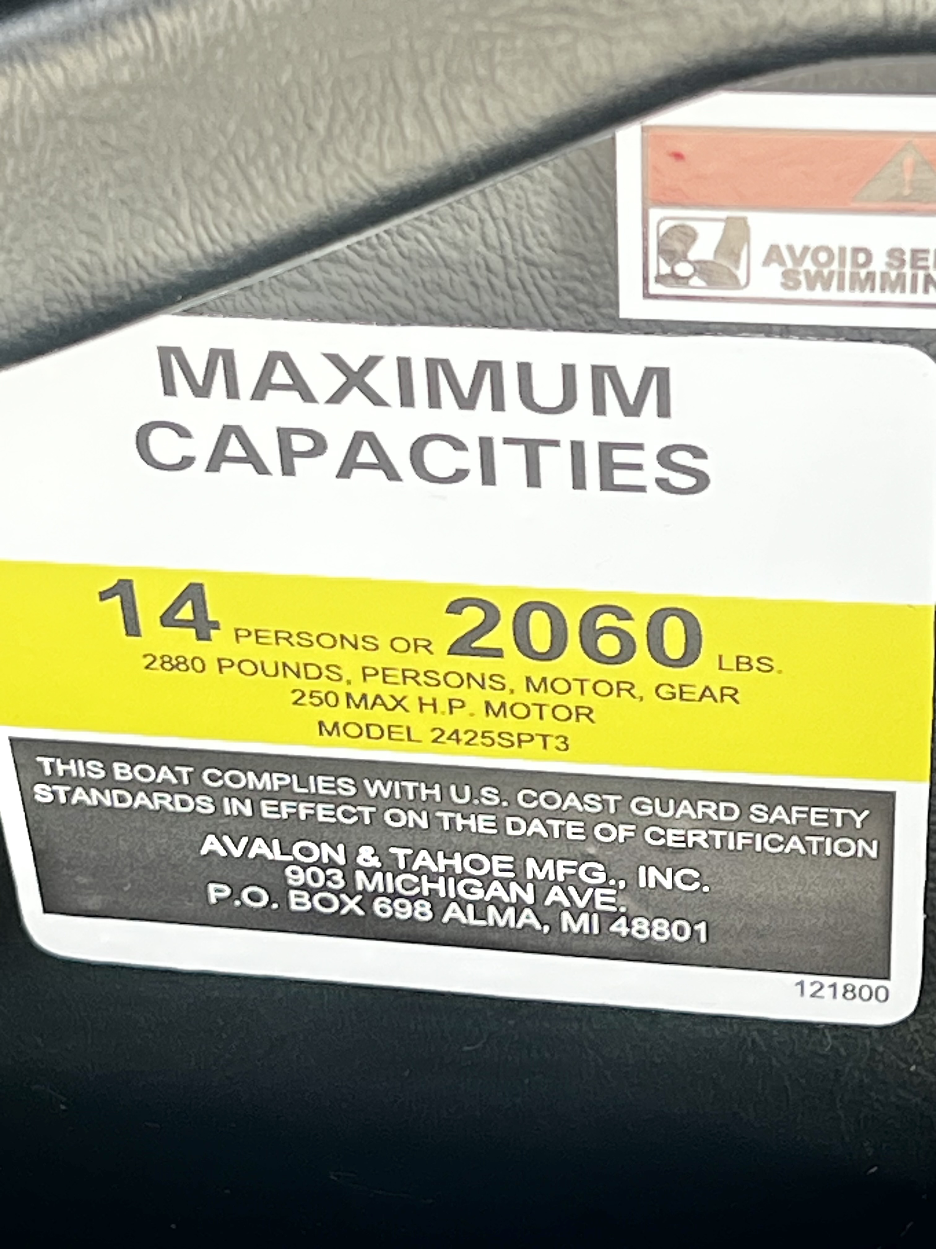 2026 Avalon Catalina 23' Versatile Rear Bench Triple-Toon - IN STOCK