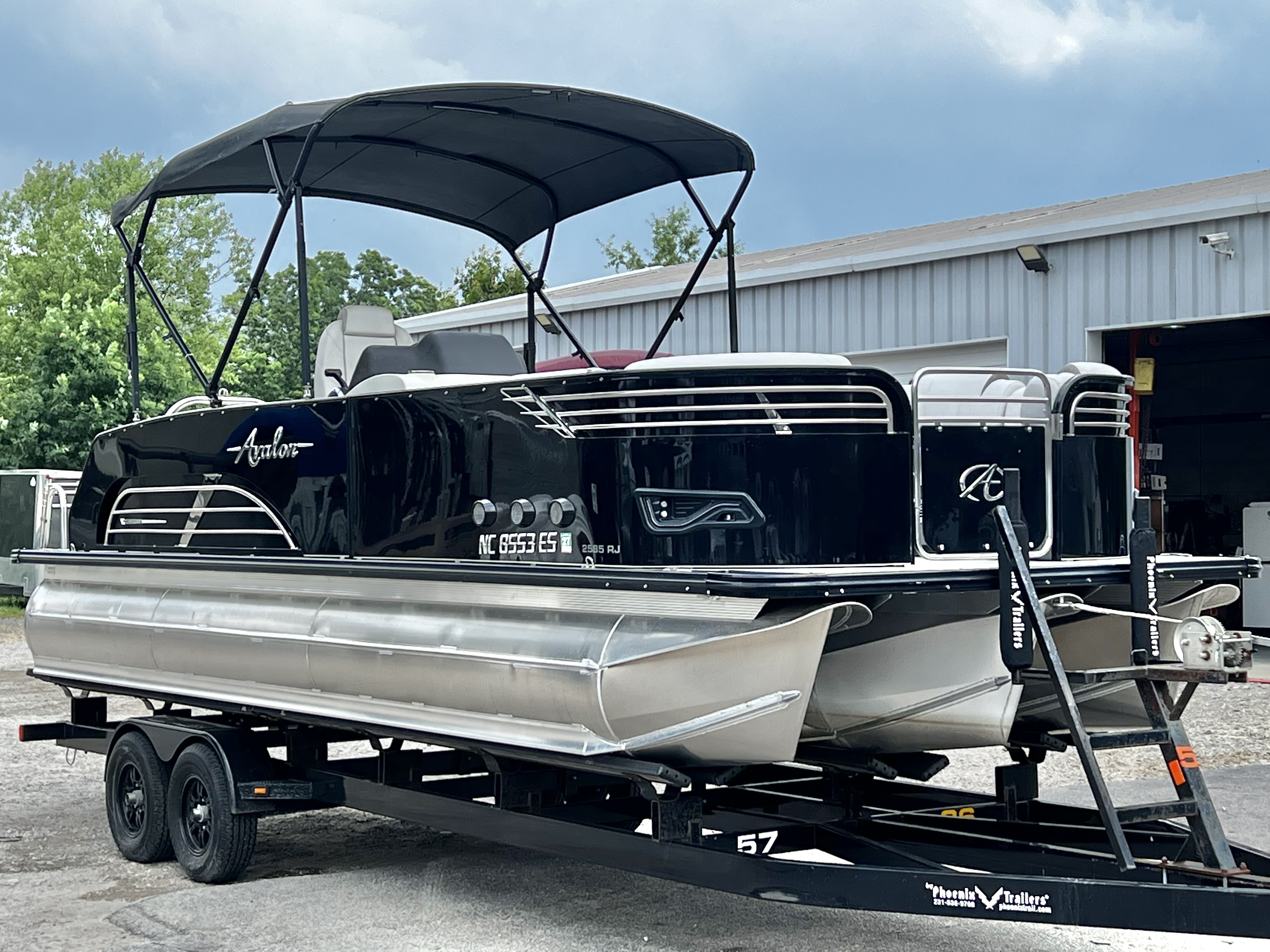 Used 2020 Avalon Ambassador 25' Rear J Lounge Triple-Toon - IN STOCK - $69,995