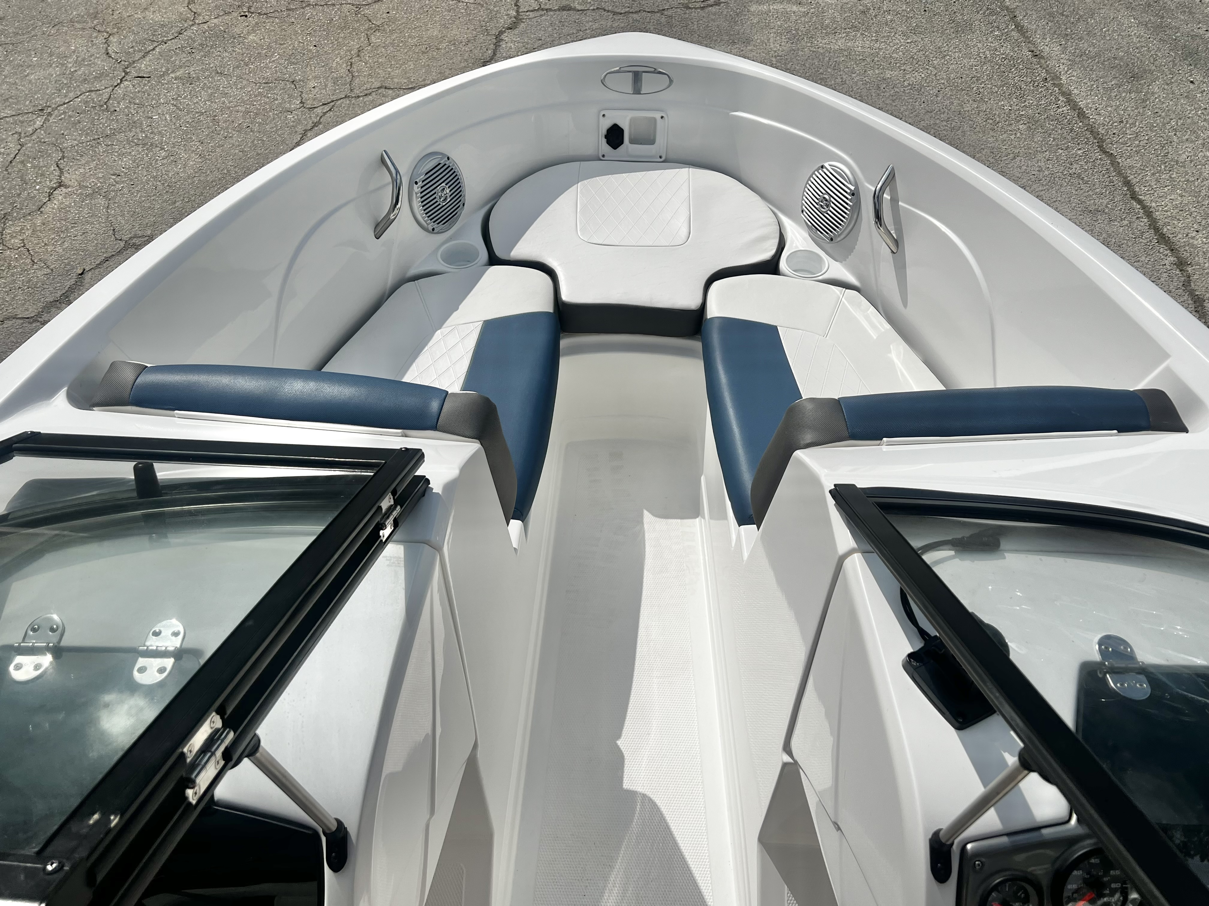 Used 2022 Tahoe 200 S Bowrider