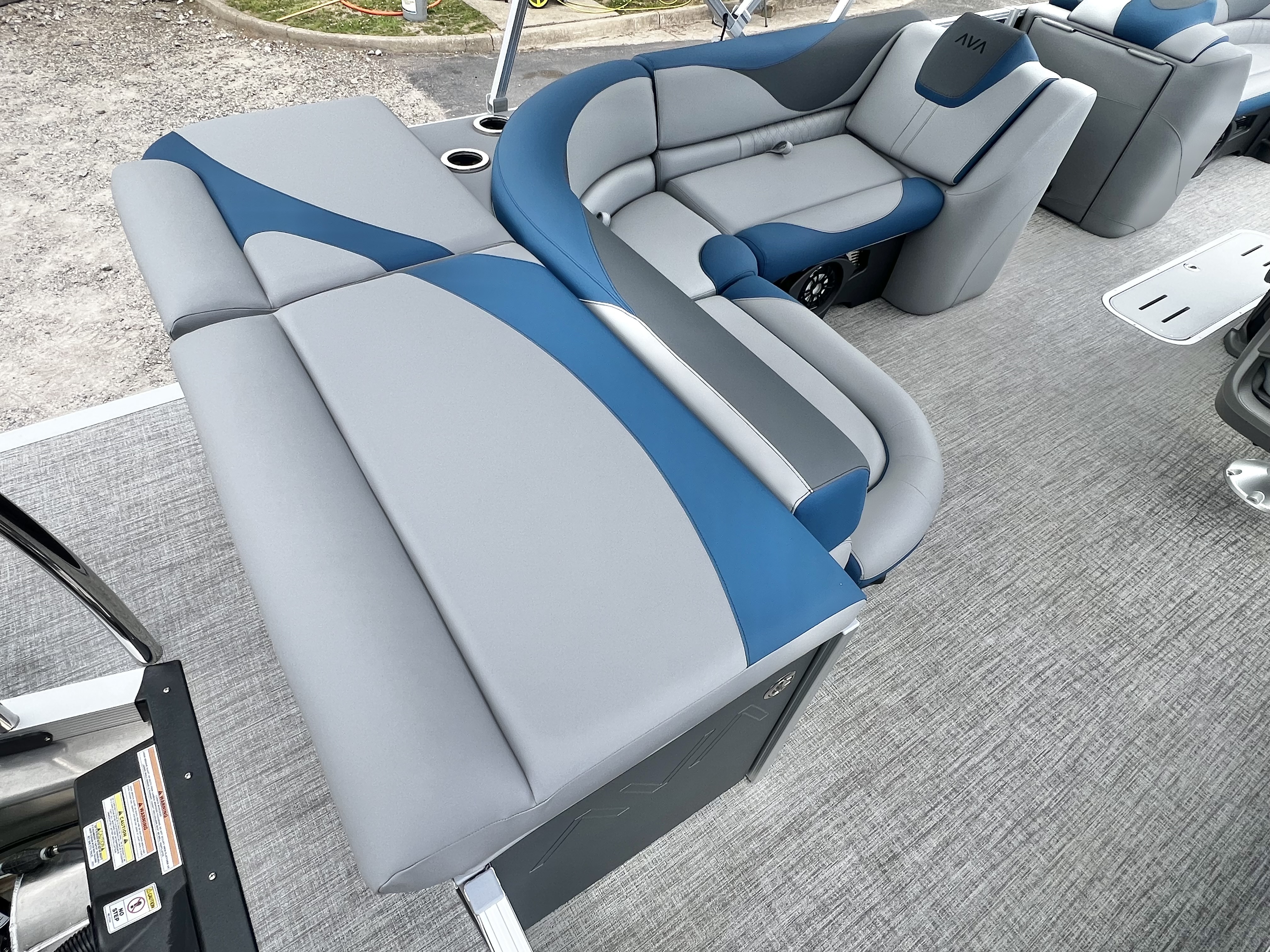 2026 Avalon LSZ 23' Cruise Triple-Toon - IN STOCK - $67,924