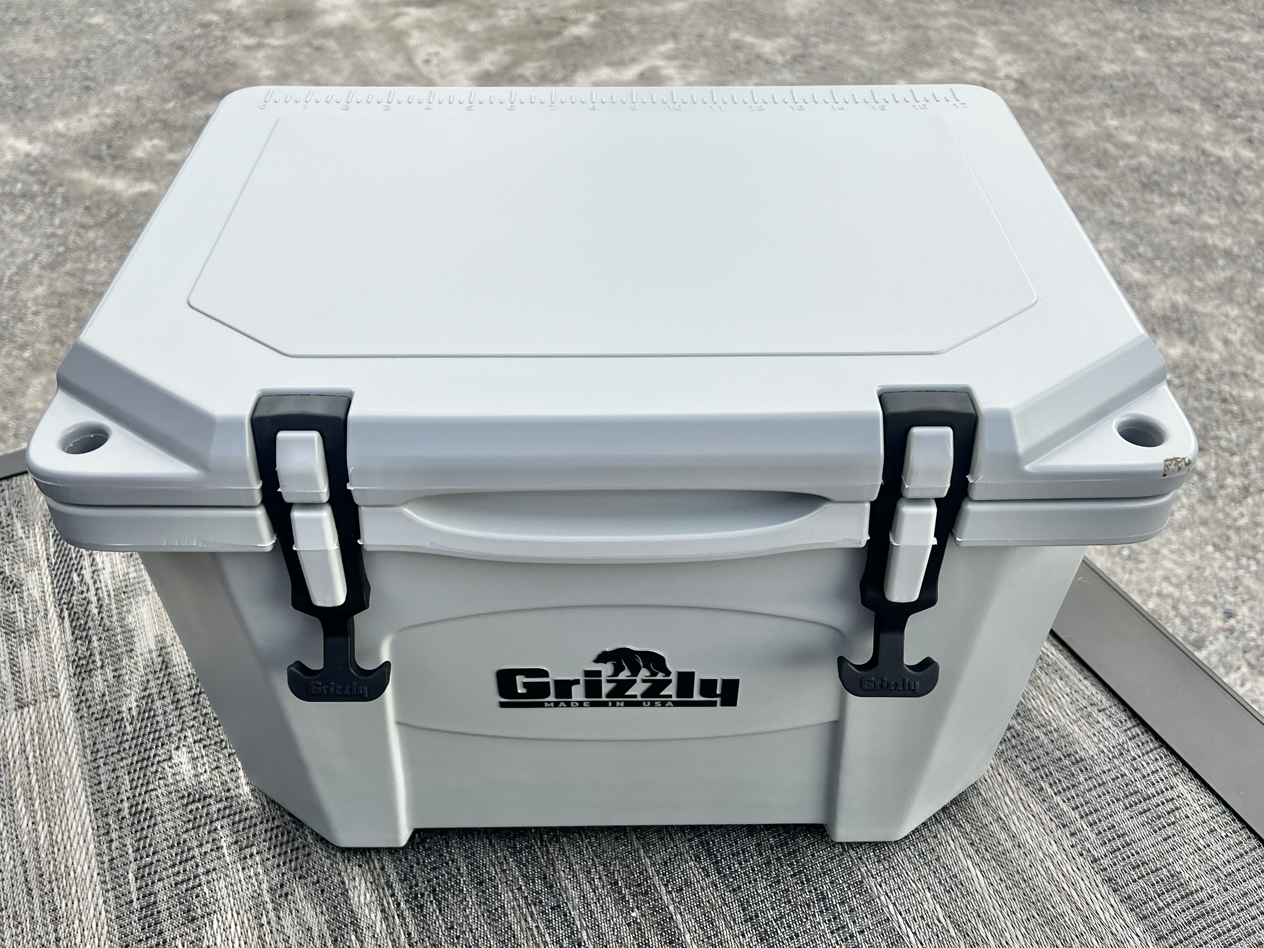 2026 Avalon Excalibur LTD 25' Flex Lounge Triple-Toon - IN STOCK - $154,718