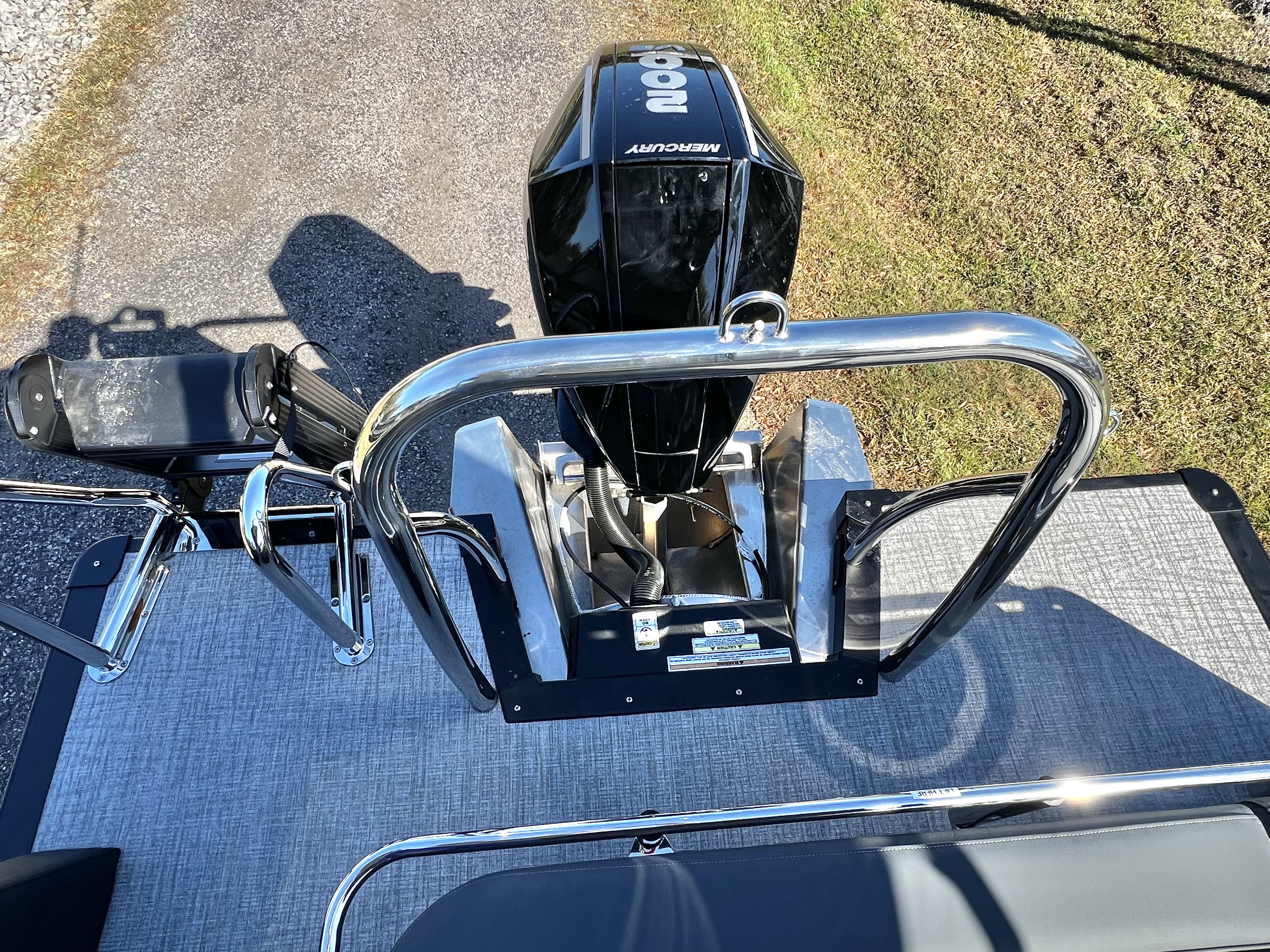 2026 Avalon LSZ 25' Entertainer Triple-Toon - IN STOCK