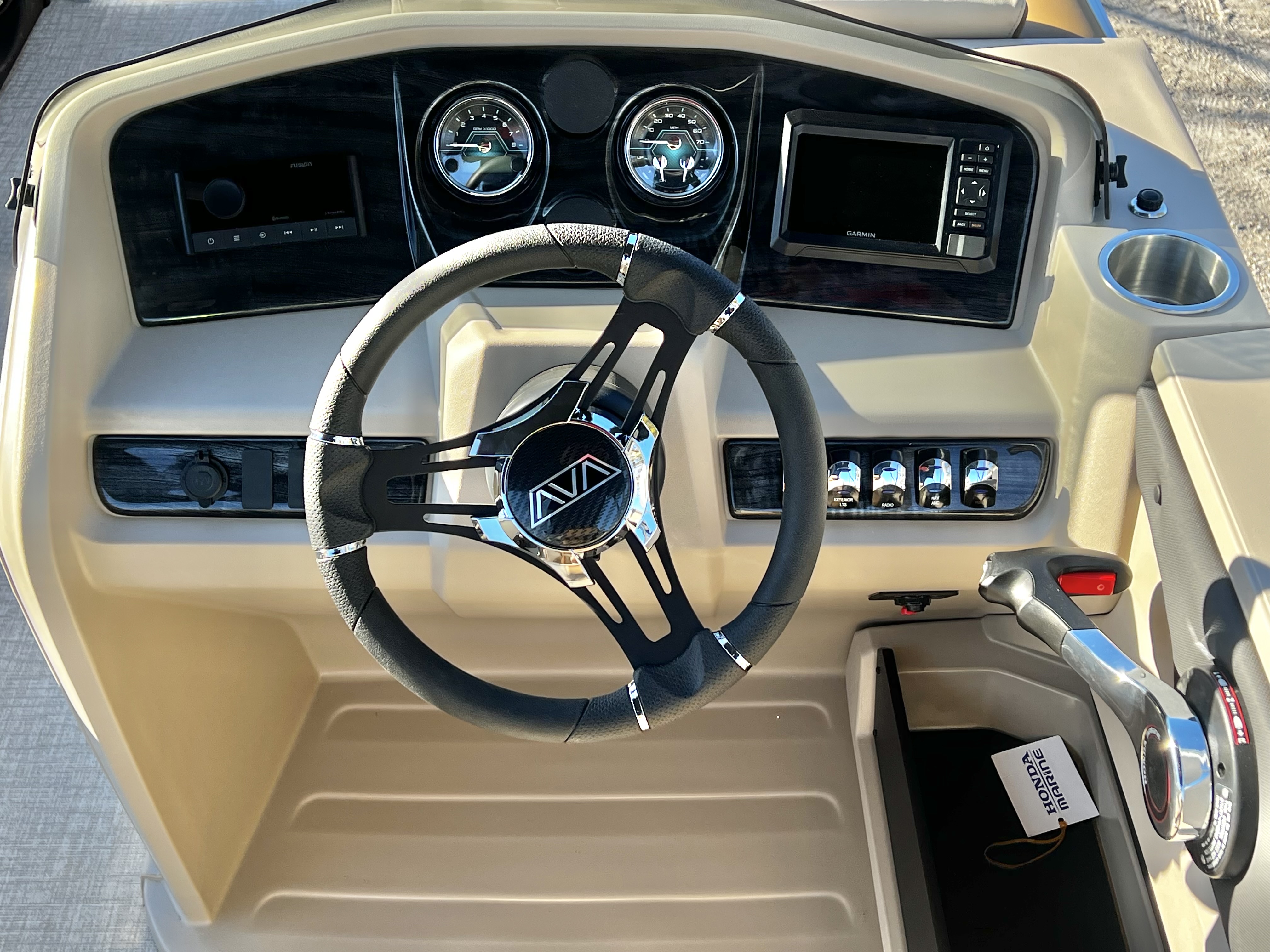 2026 Avalon LSZ 23' Quad Lounge Triple-Toon - IN STOCK - $65,209