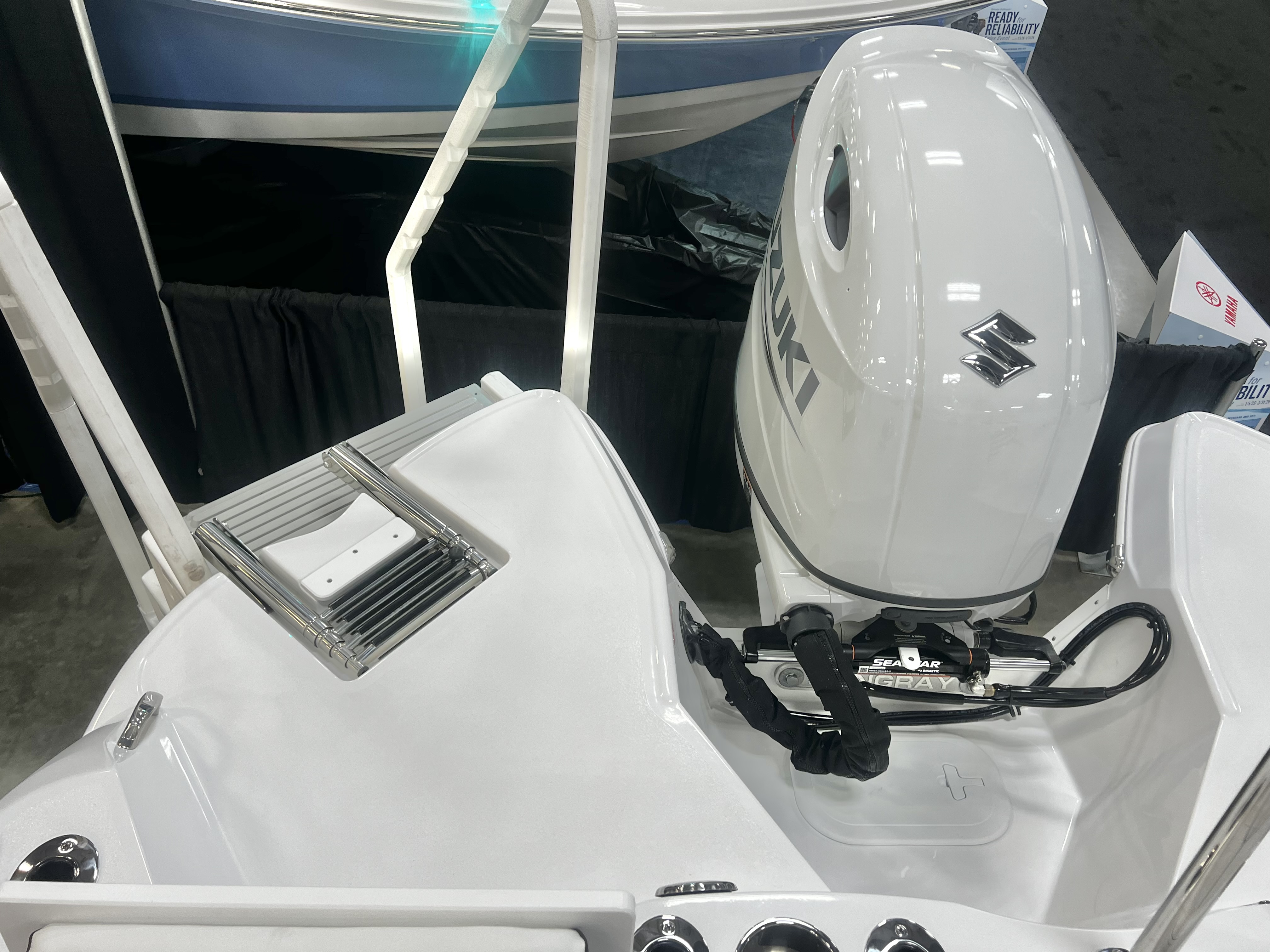 2026 Stingray 216CC (Center Console) - IN STOCK - $78,443