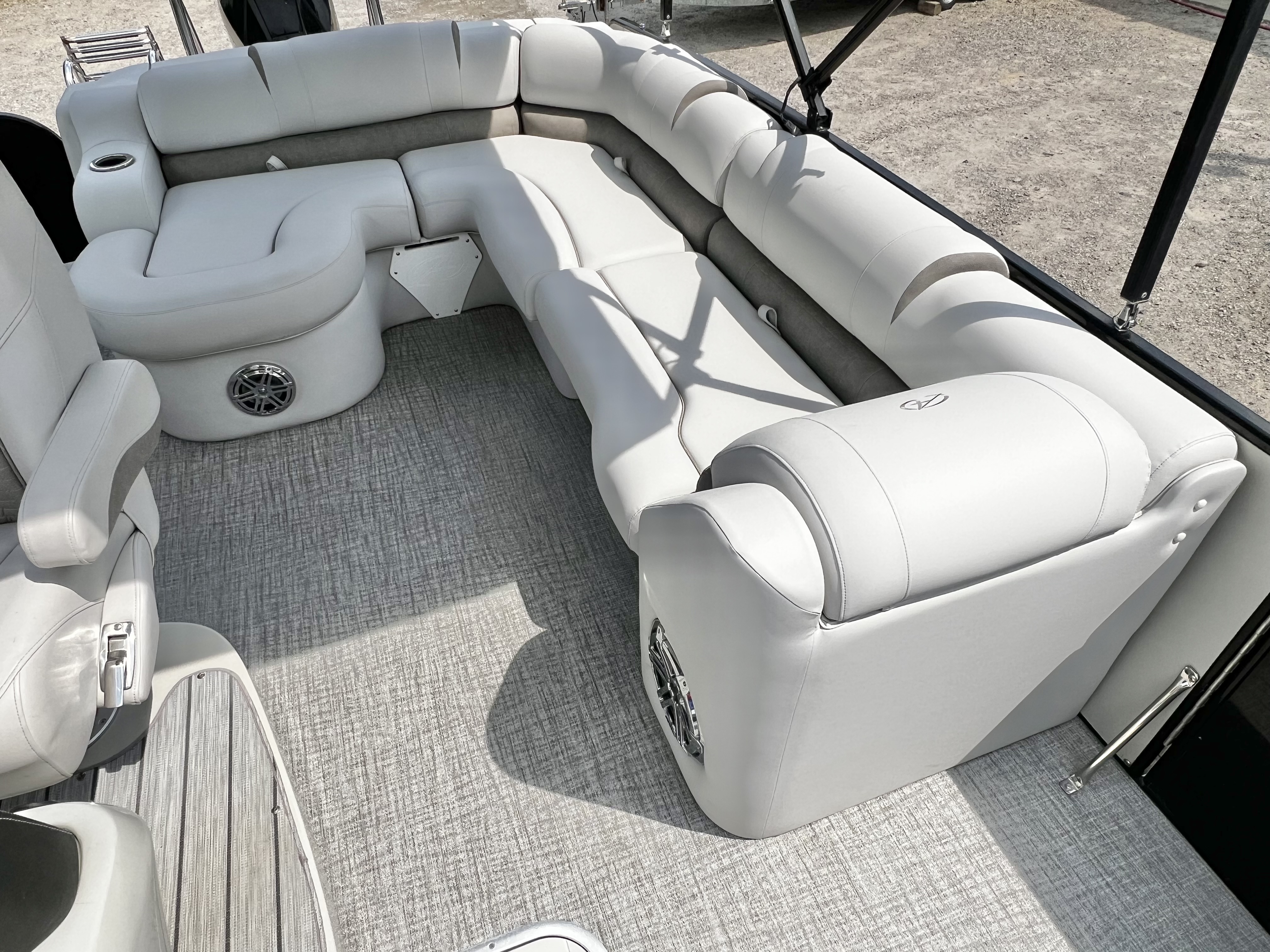 Used 2020 Avalon Ambassador 25' Rear J Lounge Triple-Toon - IN STOCK - $69,995