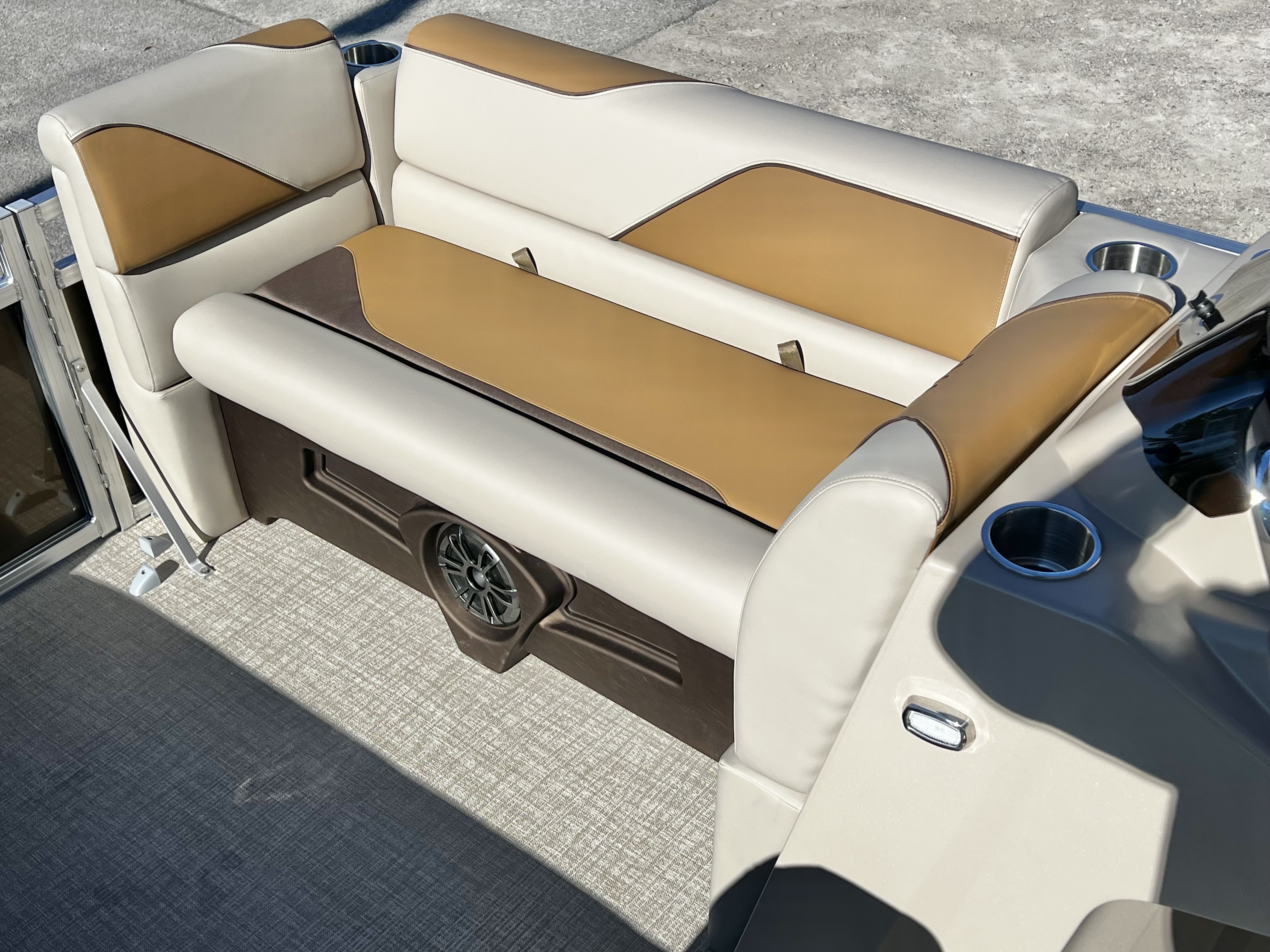 2026 Avalon Venture 21' Quad Lounge - IN STOCK - $40,451